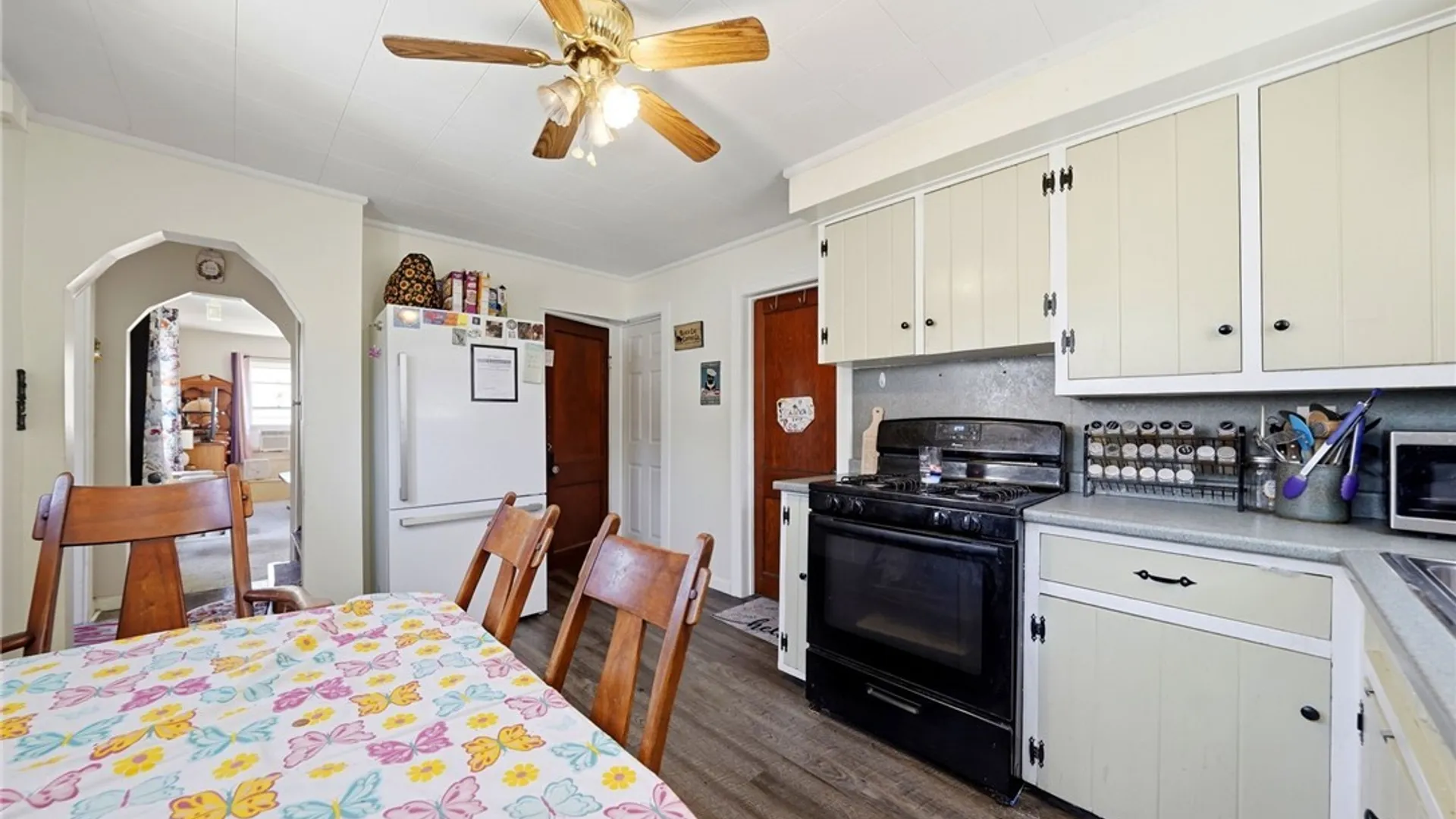 Property at 111 Tindle Avenue, West Seneca, NY 14224 28