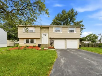 Property at 7090 Academy Lane, Lockport Town, NY 14094