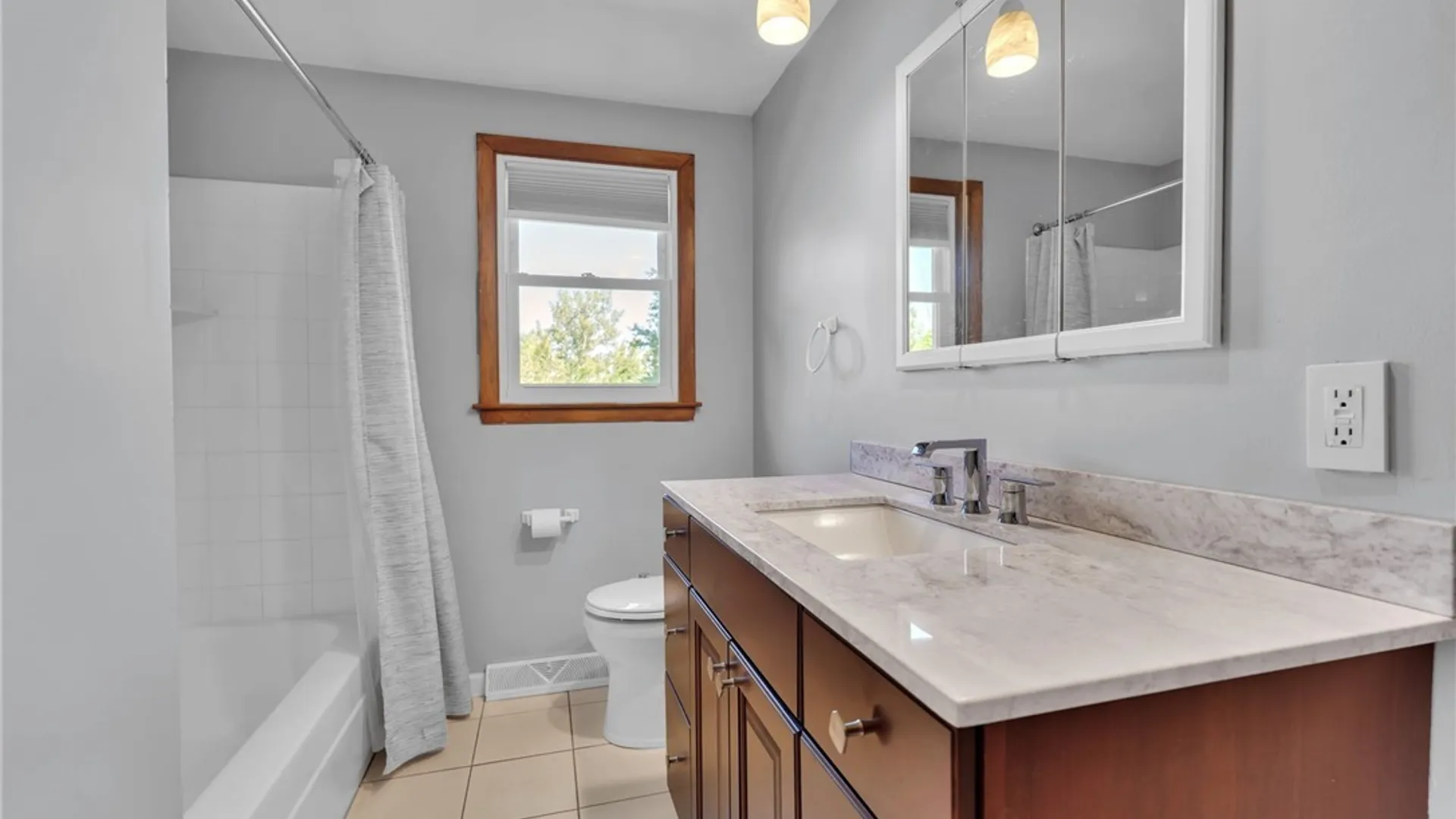Property at 2350 Berg Road, West Seneca, NY 14218 14