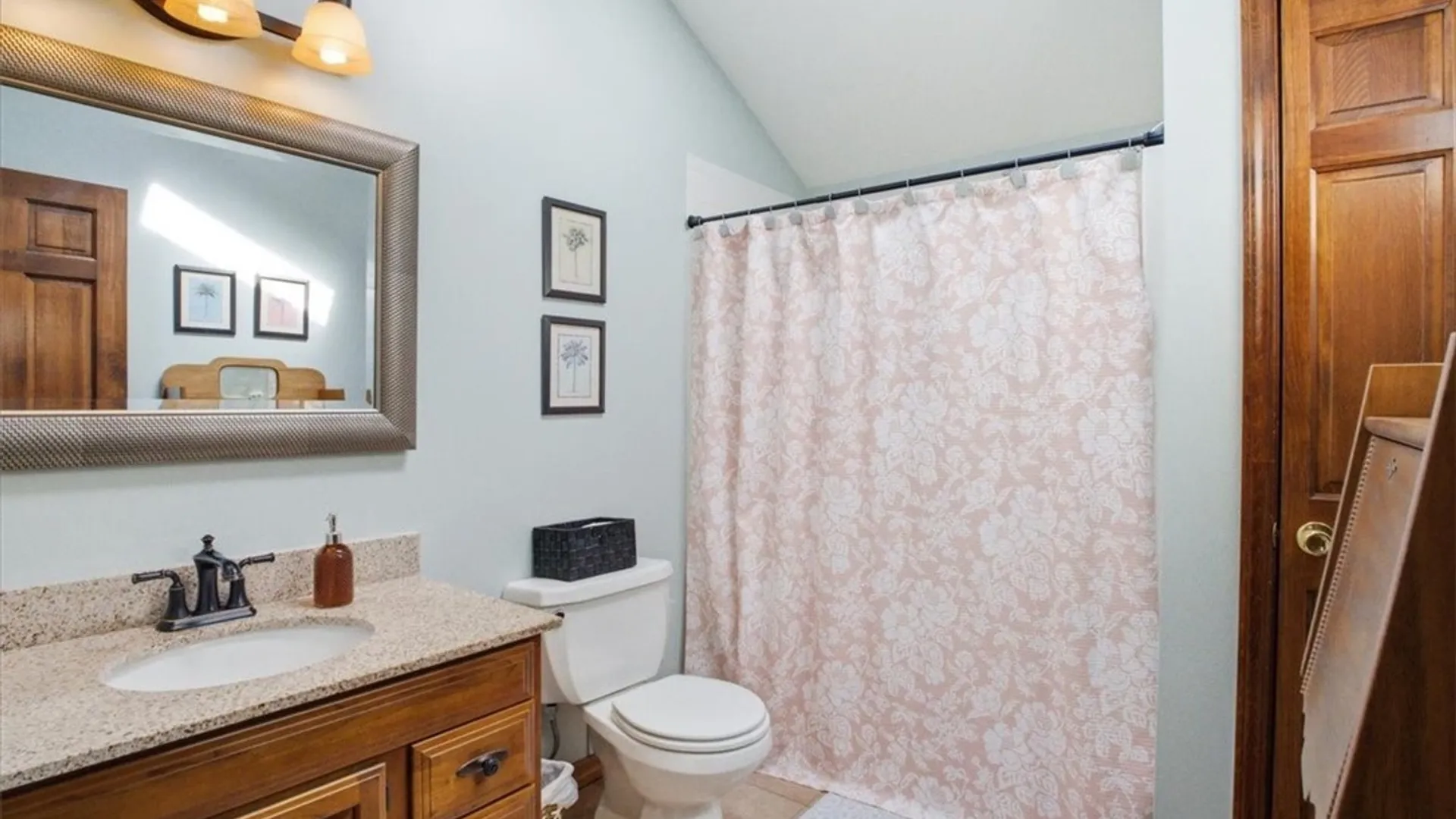 Property at 3698 Meadowbrook Acres, Wheatfield, NY 14120 27