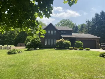 41 Tiffany Lane, Elma, NY 14086