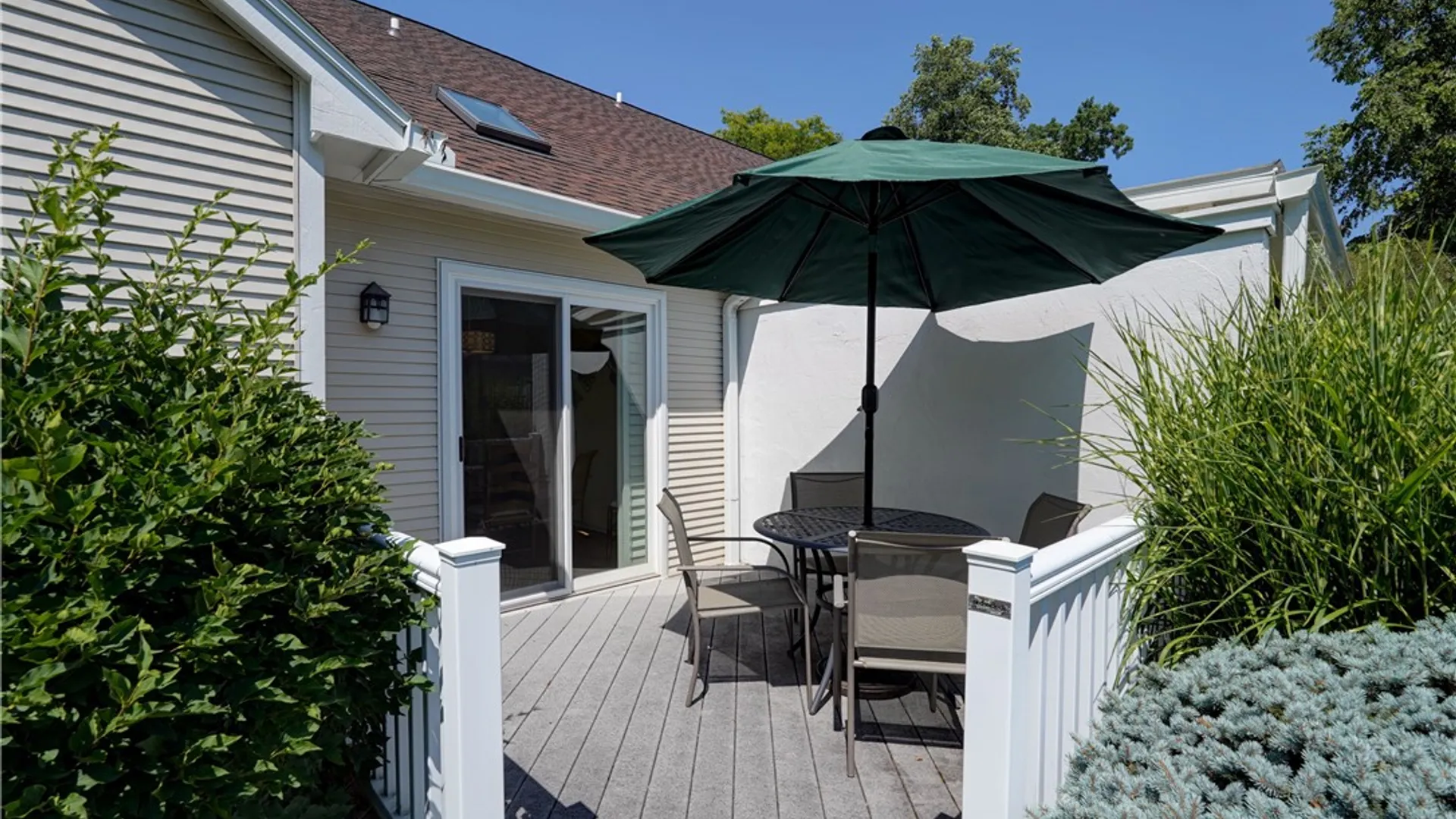 Property at 5 Packetts Grove, Perinton, NY 14450 28