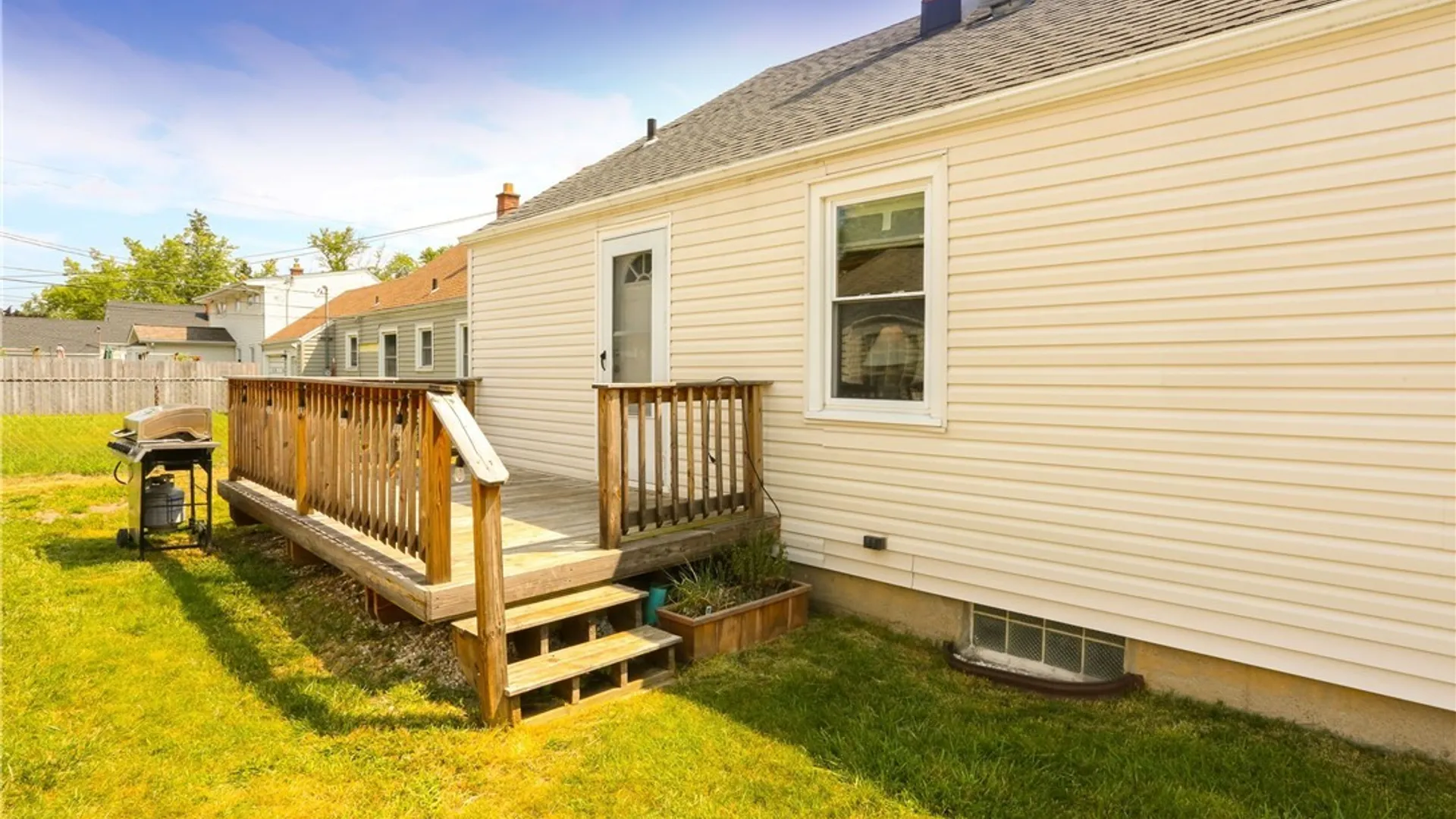 Property at 1108 Parkhurst Boulevard, Tonawanda, NY 14150 22
