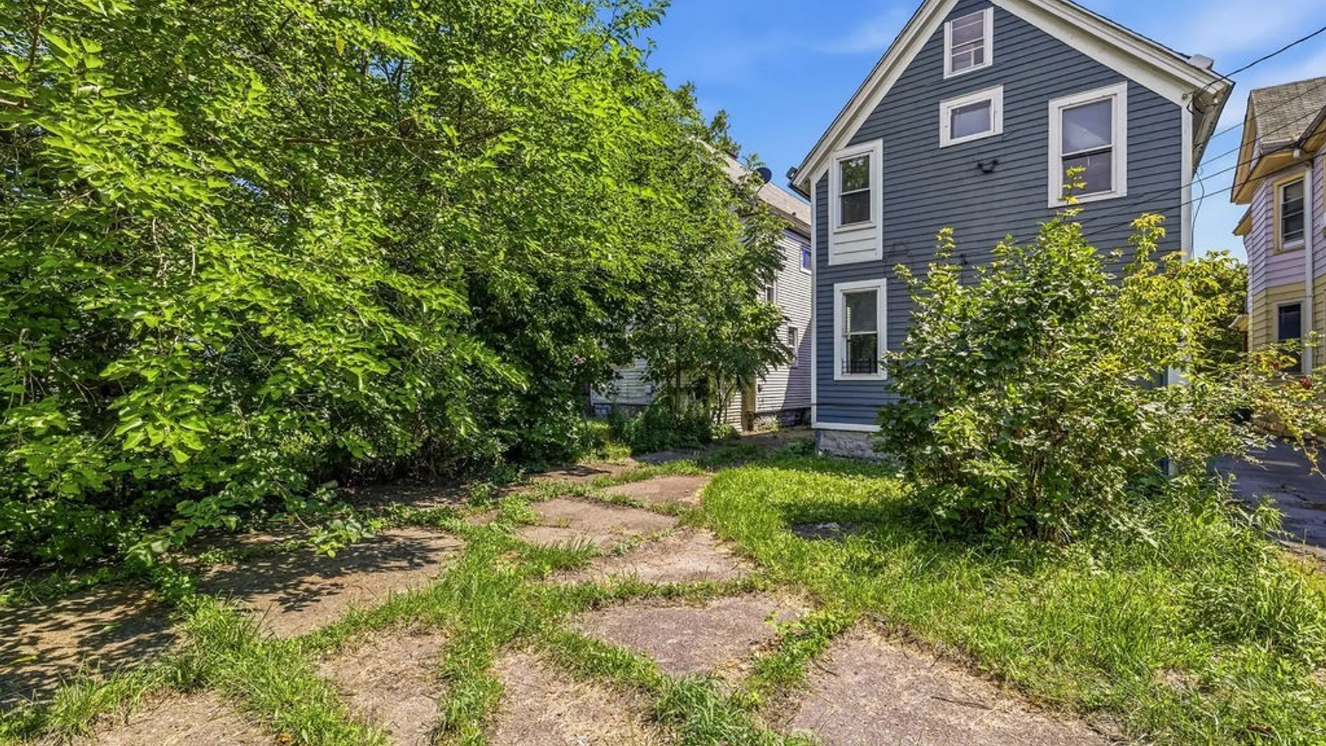 Property at 504 Woodlawn Avenue, Buffalo, NY 14208 38