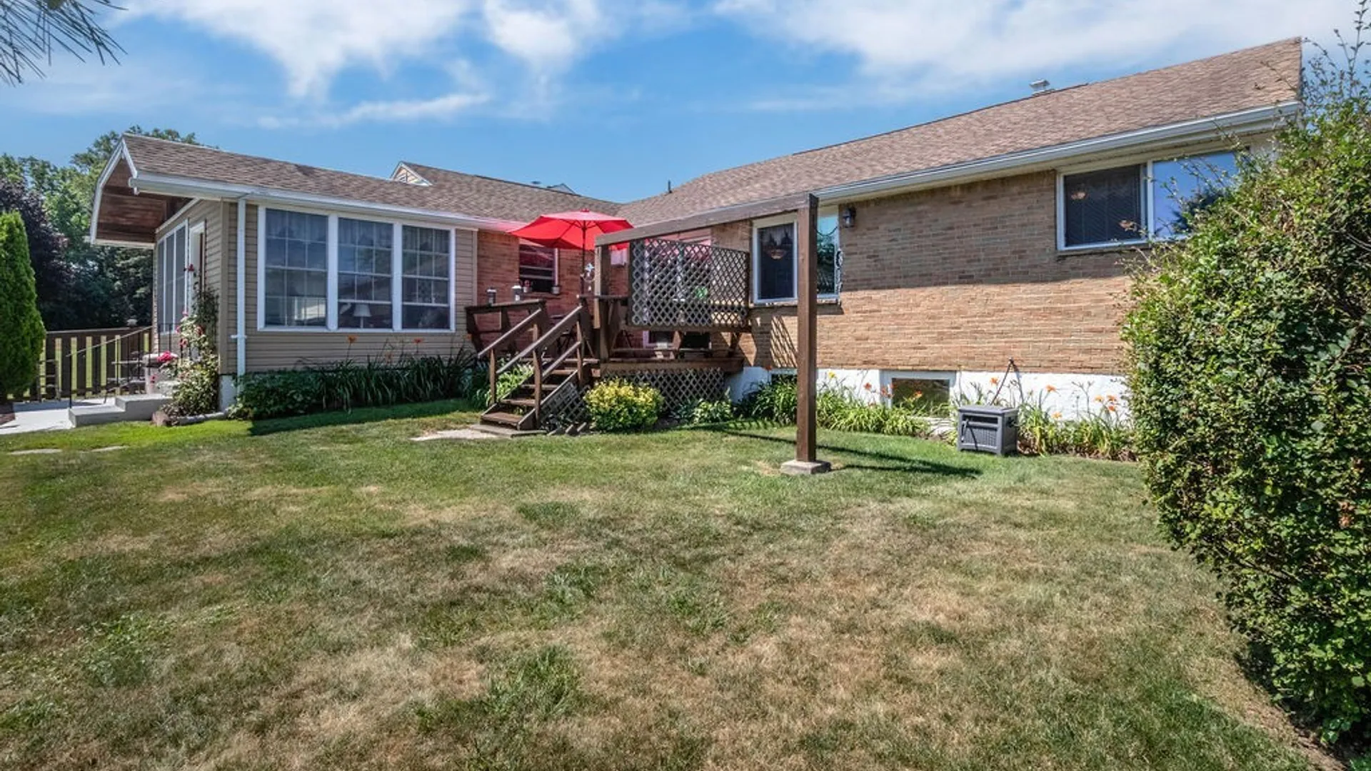 Property at 5979 Fairway Court, Hamburg, NY 14085 35