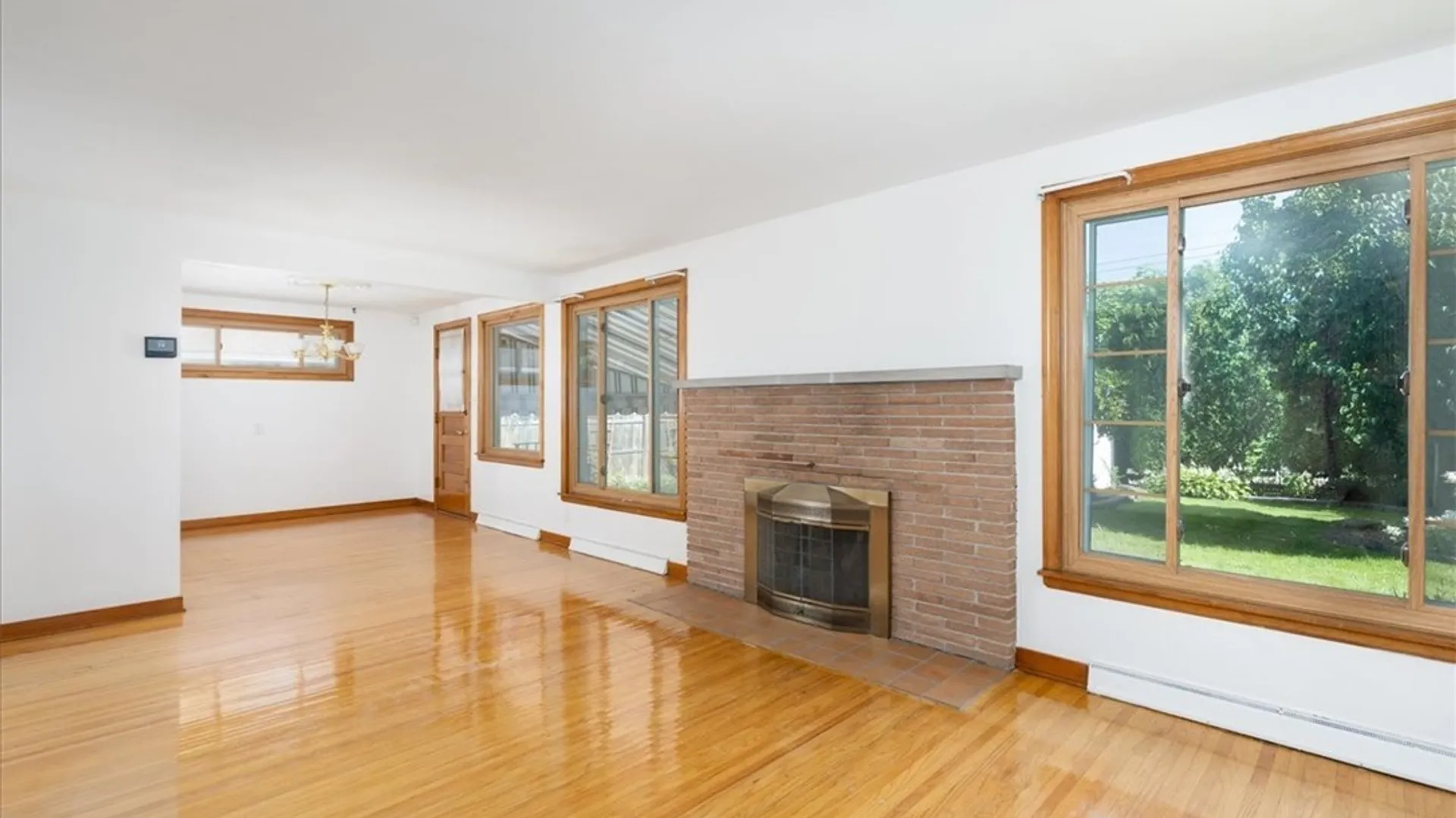 Property at 40 Lennox Avenue, Amherst, NY 14226 4