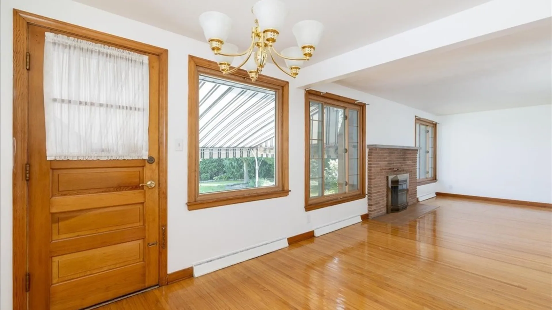 Property at 40 Lennox Avenue, Amherst, NY 14226 8