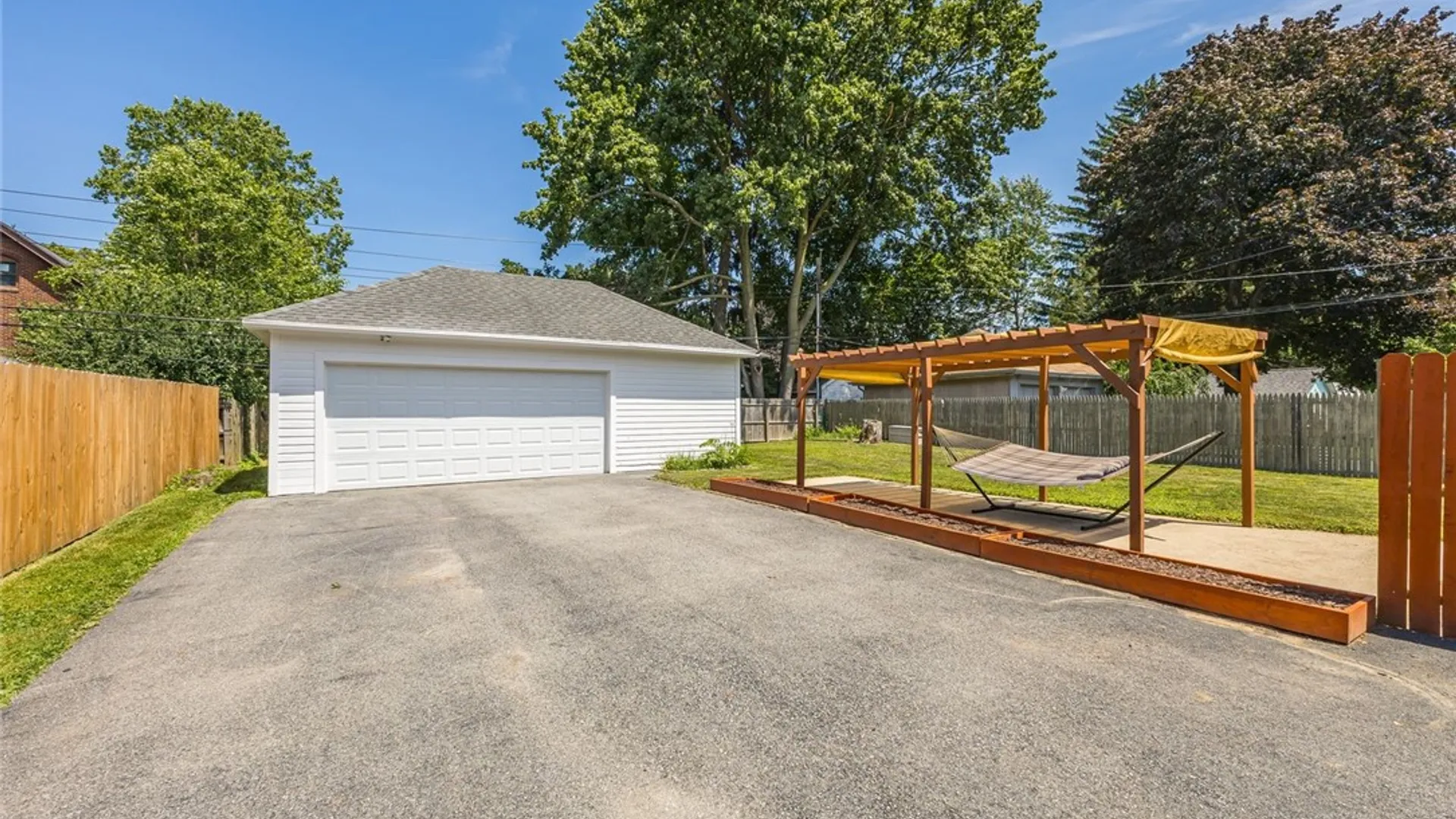Property at 38 Barons Road, Irondequoit, NY 14617 34