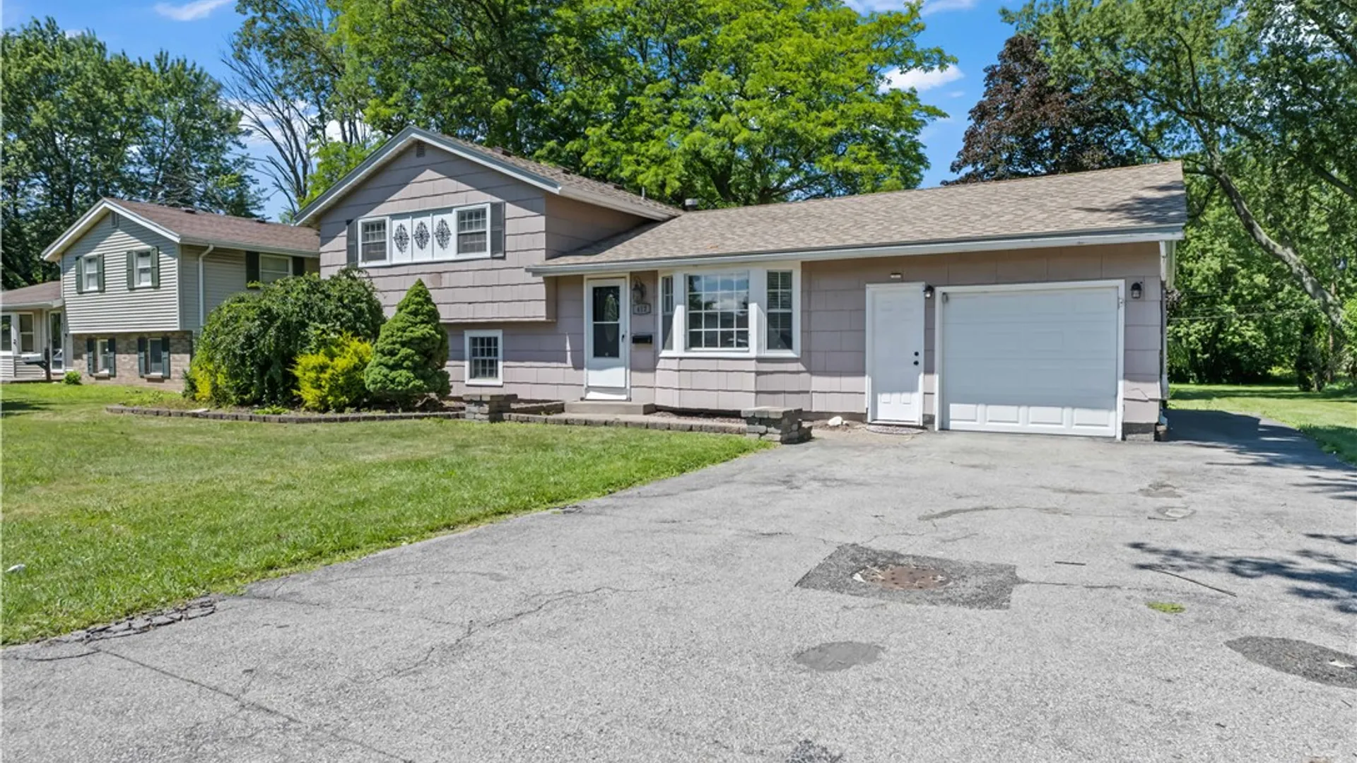 Property at 412 Wildwood Drive, Greece, NY 14616 3