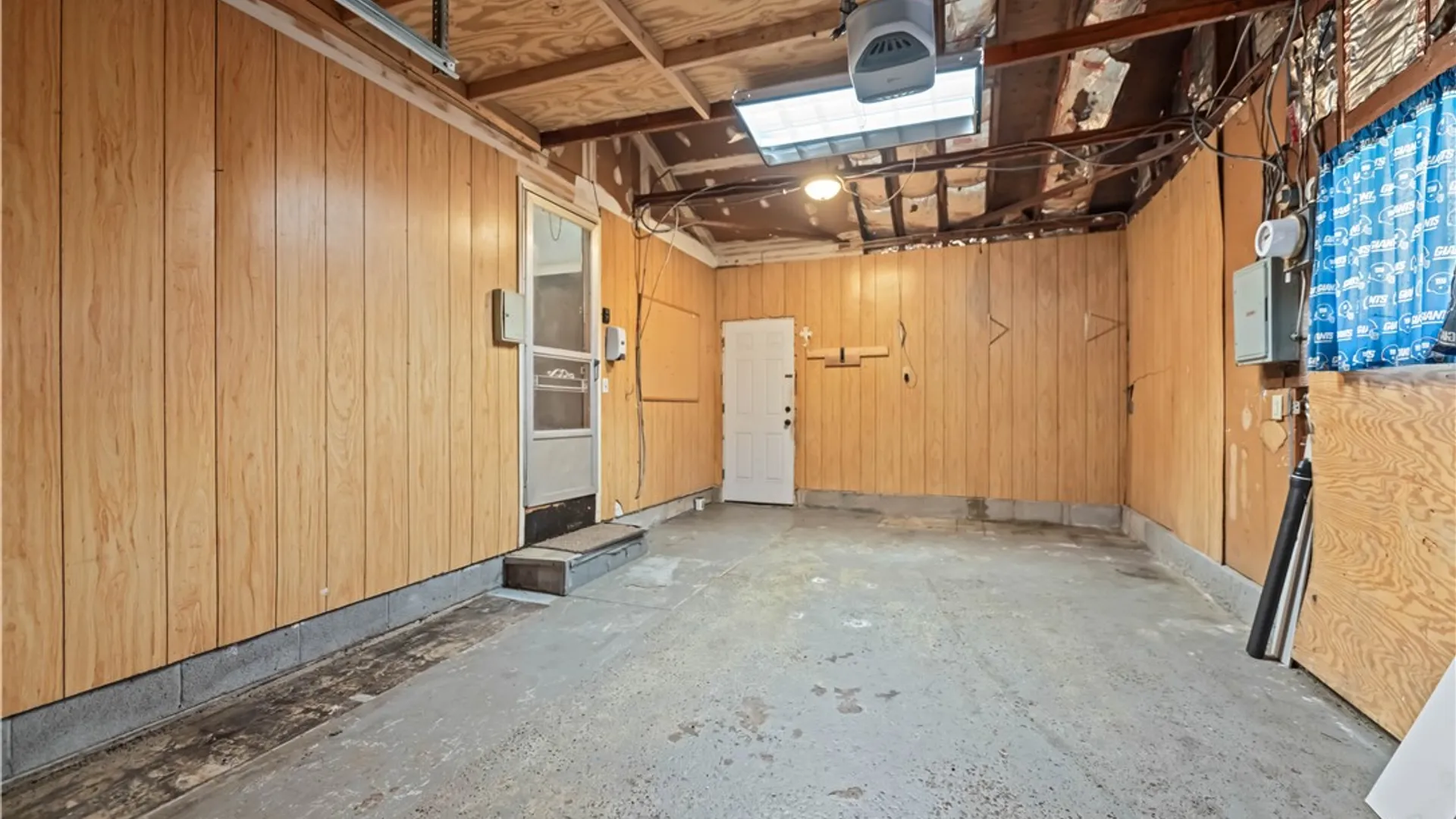 Property at 412 Wildwood Drive, Greece, NY 14616 35