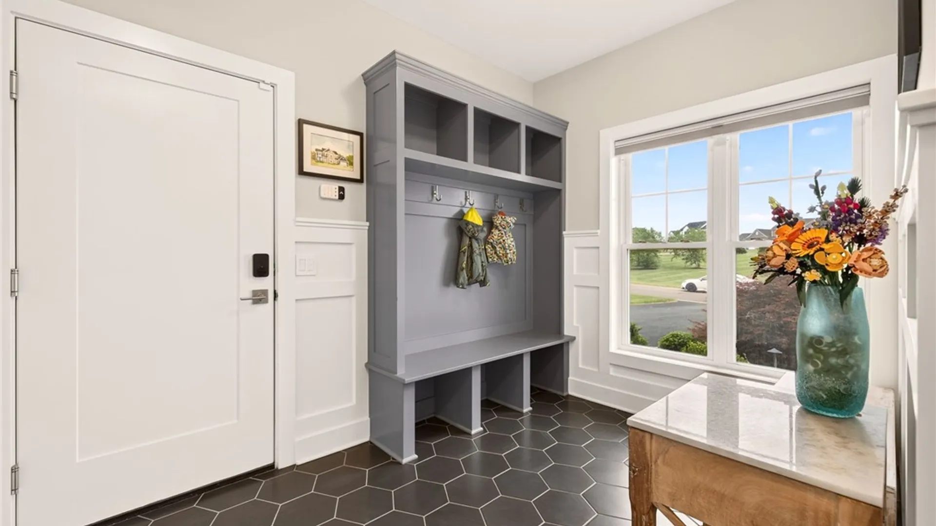 Property at 8 Ravenna Crescent, Pittsford, NY 14534 20