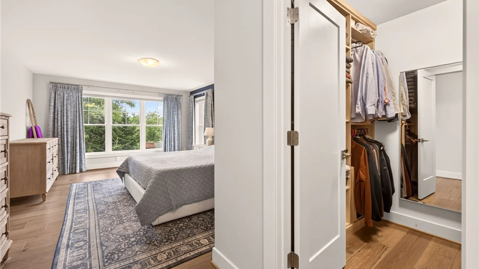 Property at 8 Ravenna Crescent, Pittsford, NY 14534 25