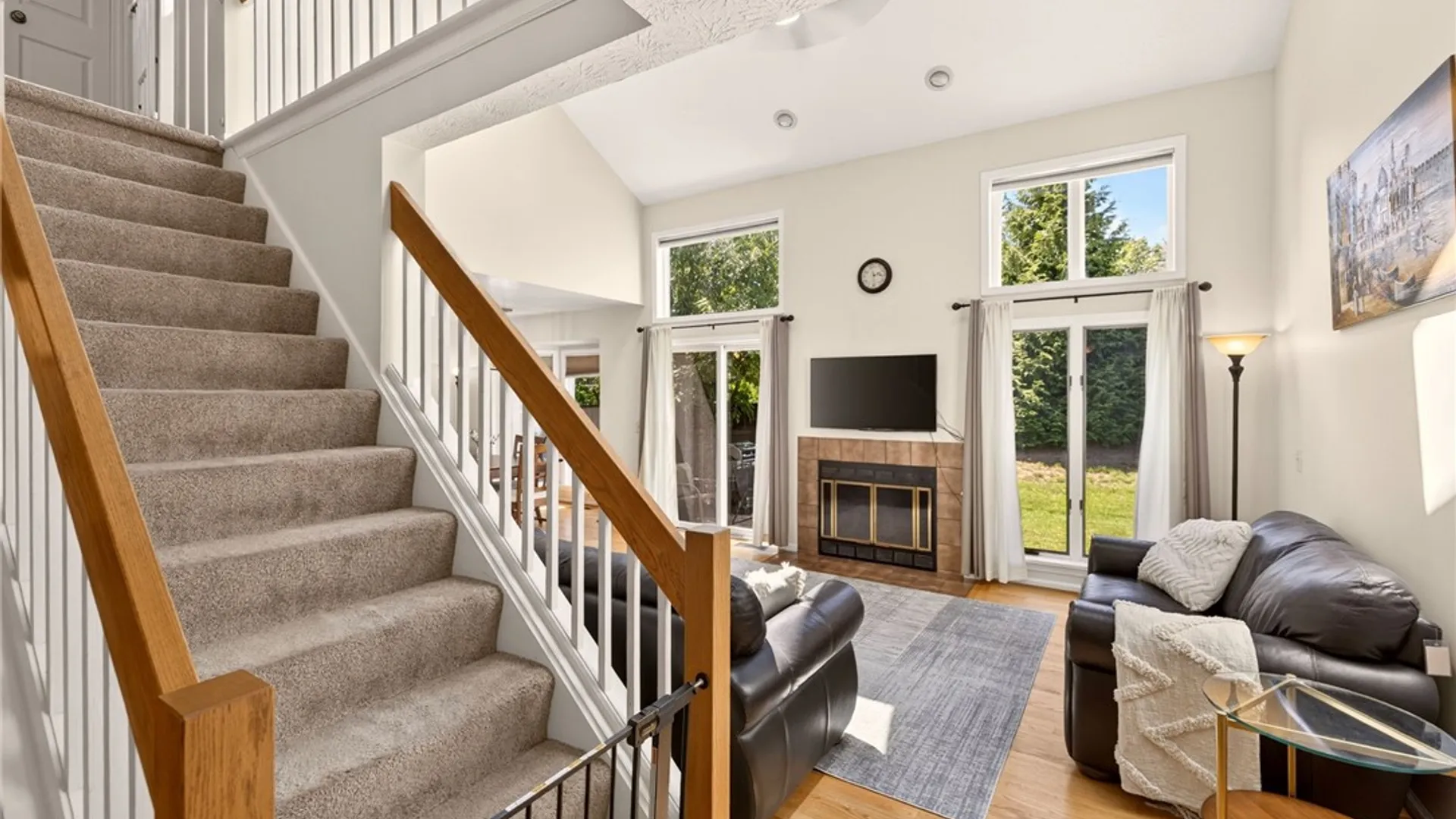 Property at 27 Neville Lane, Brighton, NY 14618 5