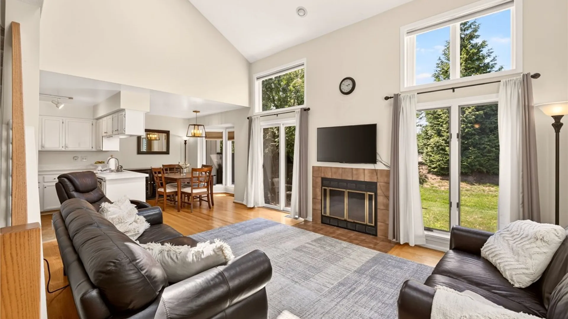 Property at 27 Neville Lane, Brighton, NY 14618 6