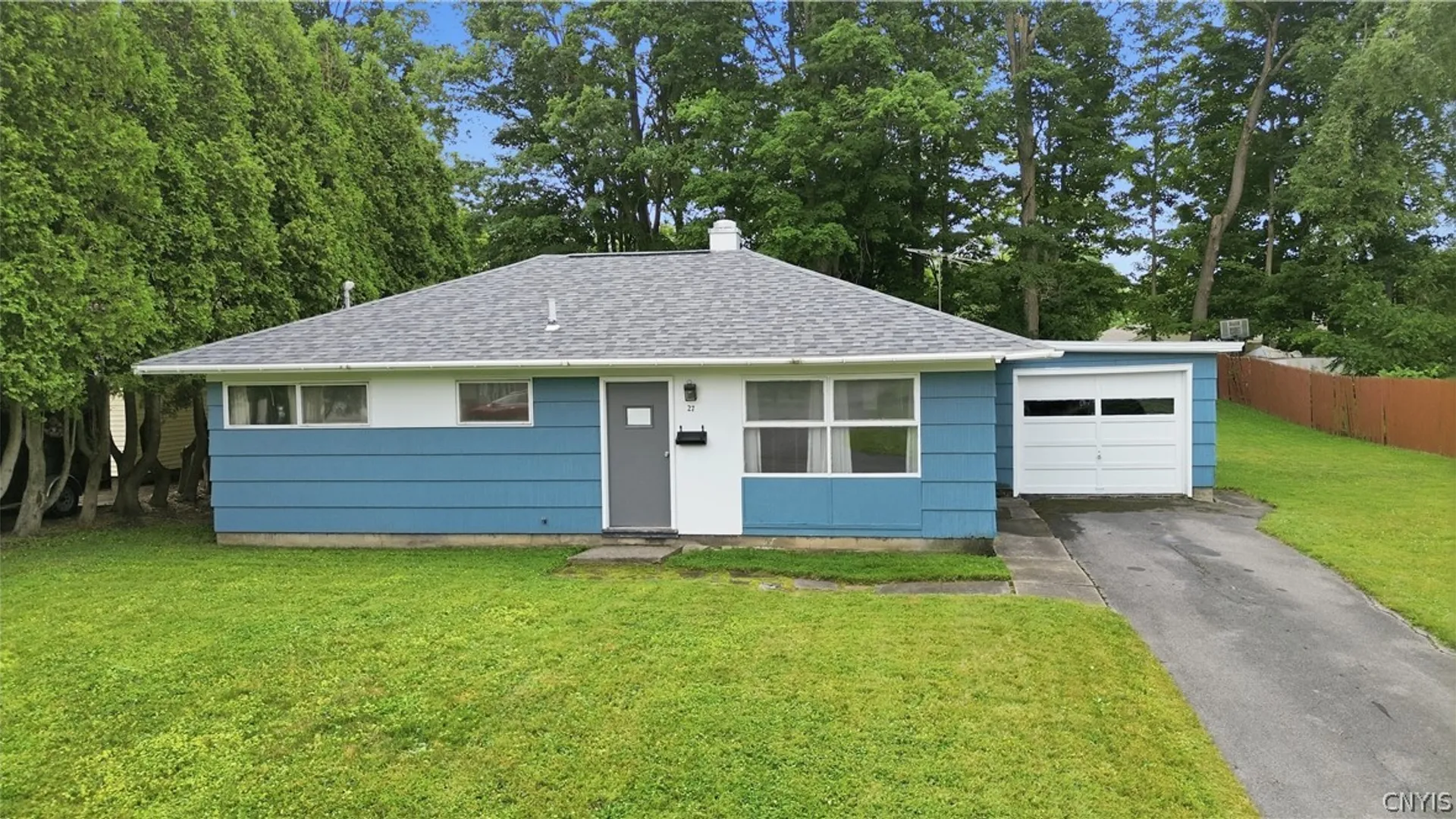 Property at 27 Pinecrest Road, New Hartford, NY 13413 27