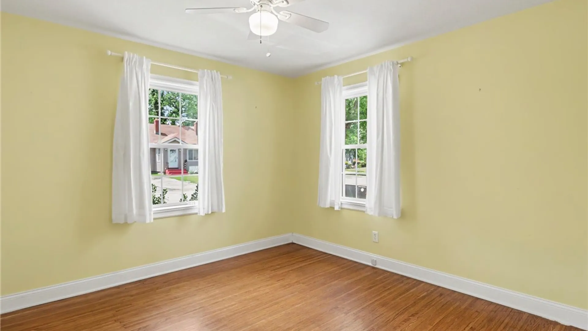 Property at 26 Surrey Road, Greece, NY 14616 10