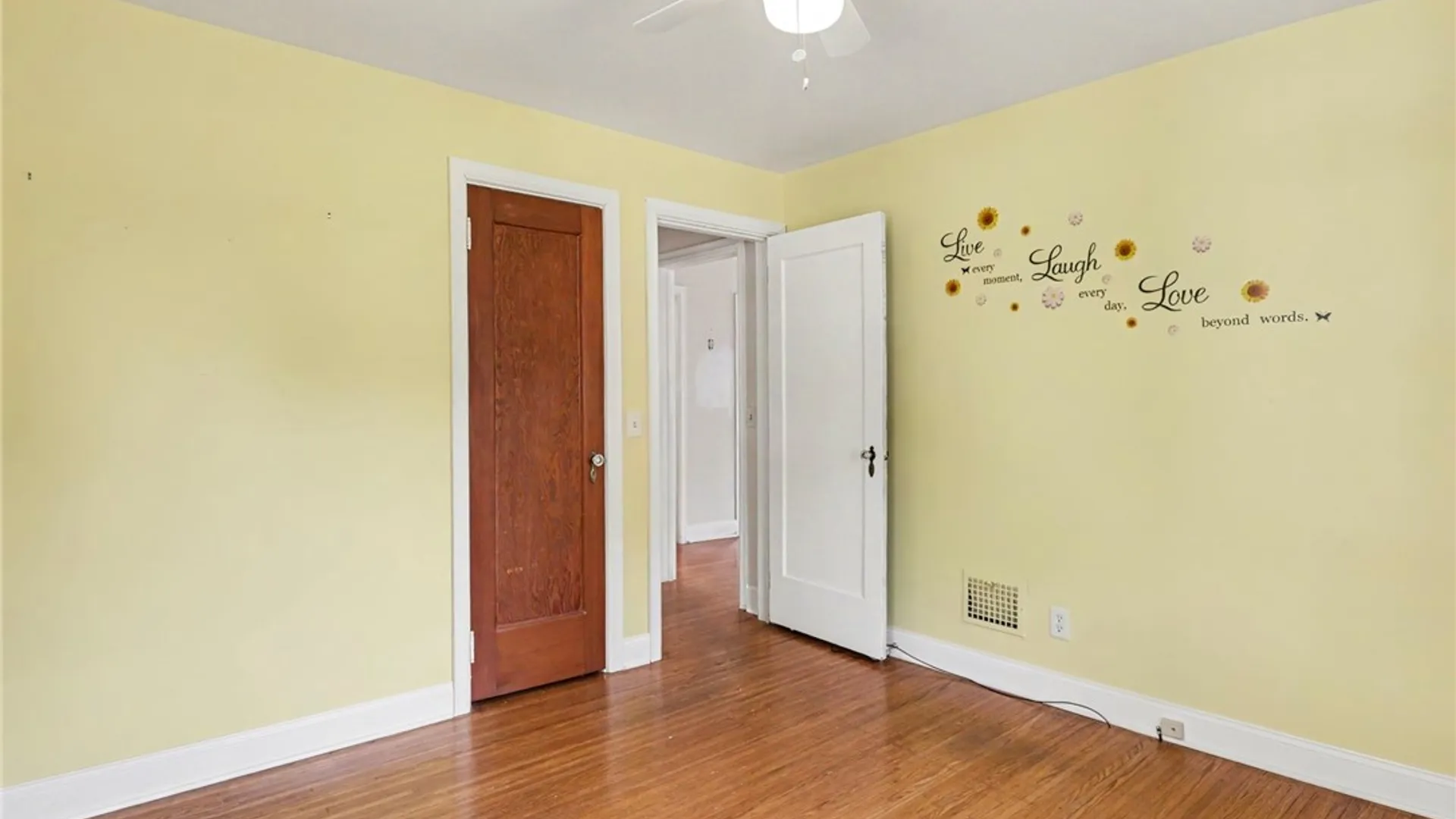 Property at 26 Surrey Road, Greece, NY 14616 11