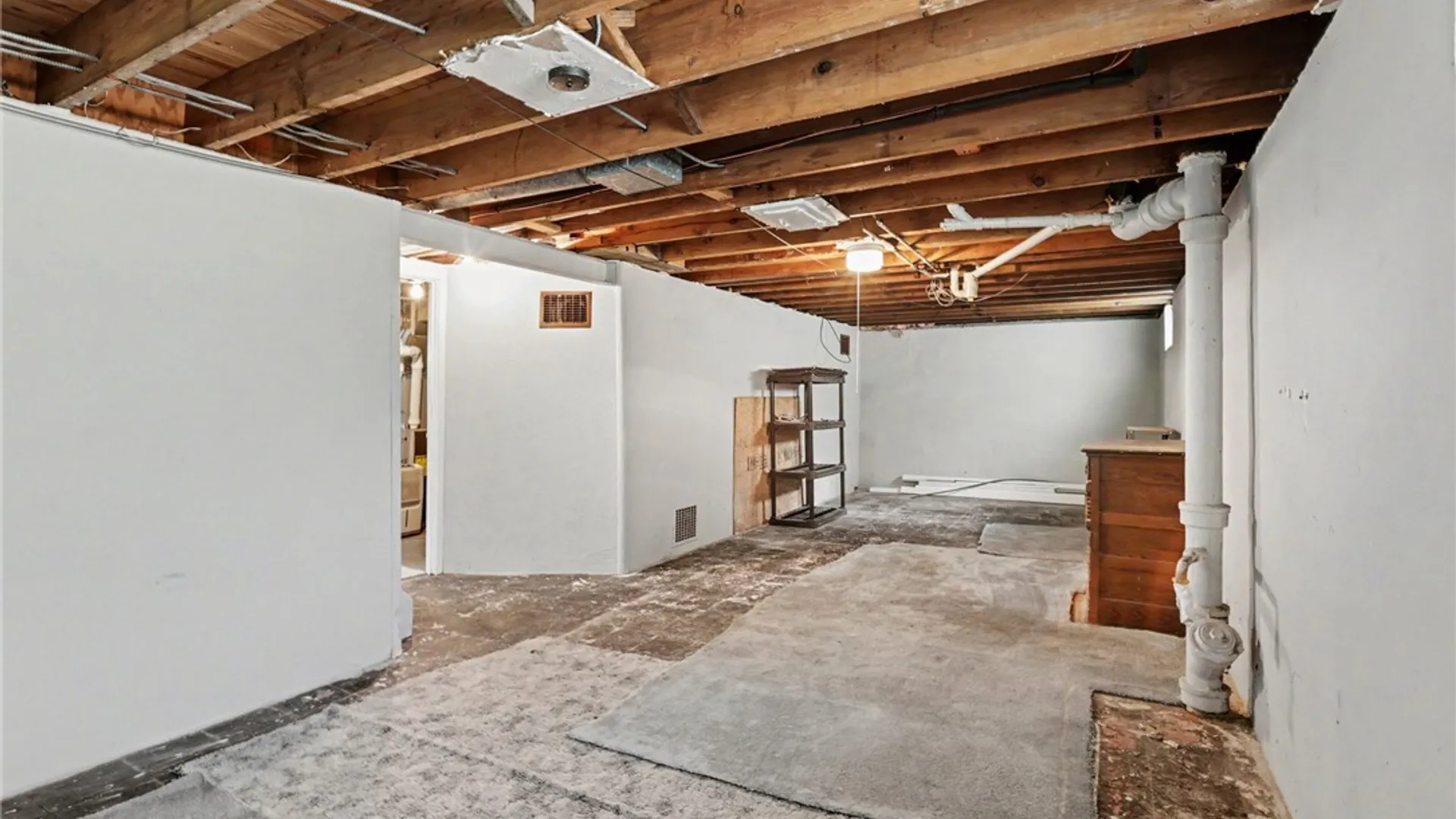 Property at 26 Surrey Road, Greece, NY 14616 20