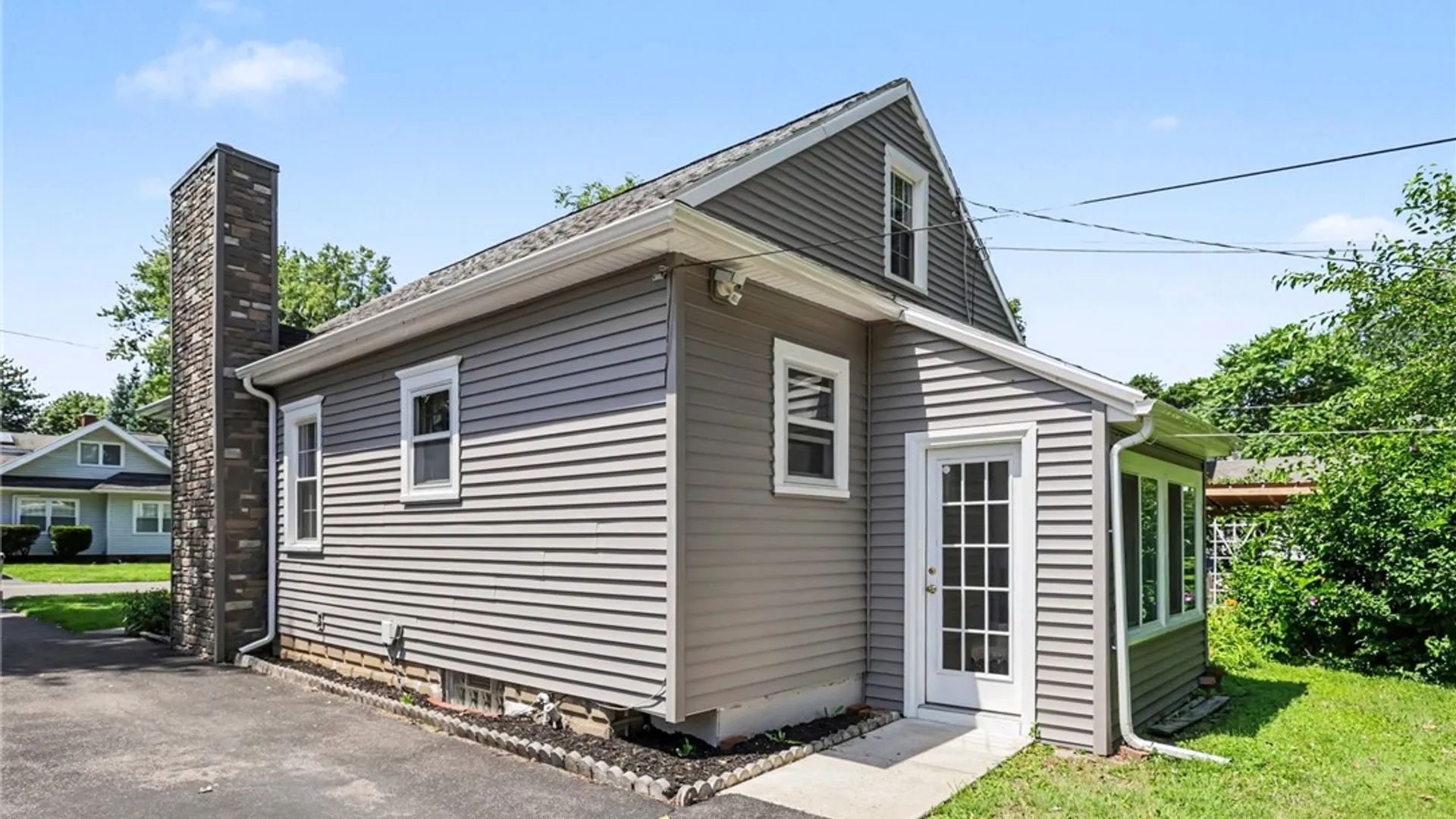 Property at 26 Surrey Road, Greece, NY 14616 23
