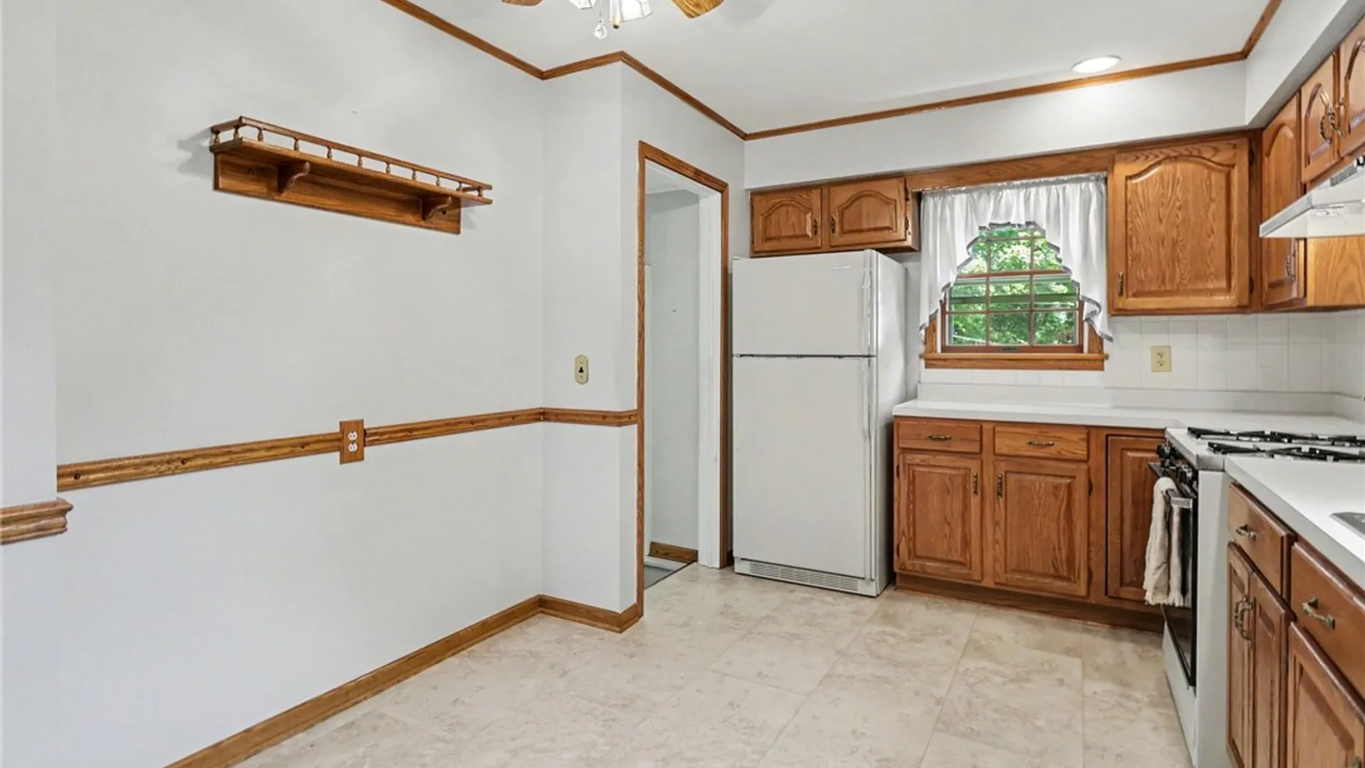 Property at 26 Surrey Road, Greece, NY 14616 7
