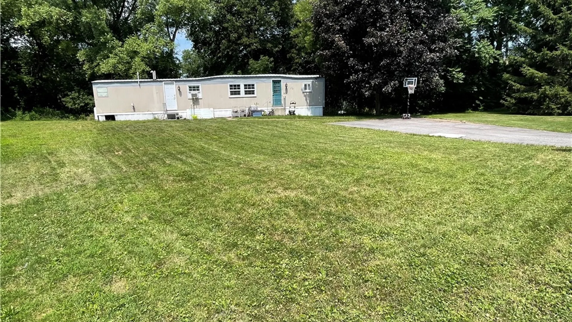 Property at 9 1/2 Mainview Drive, Penfield, NY 14625 2