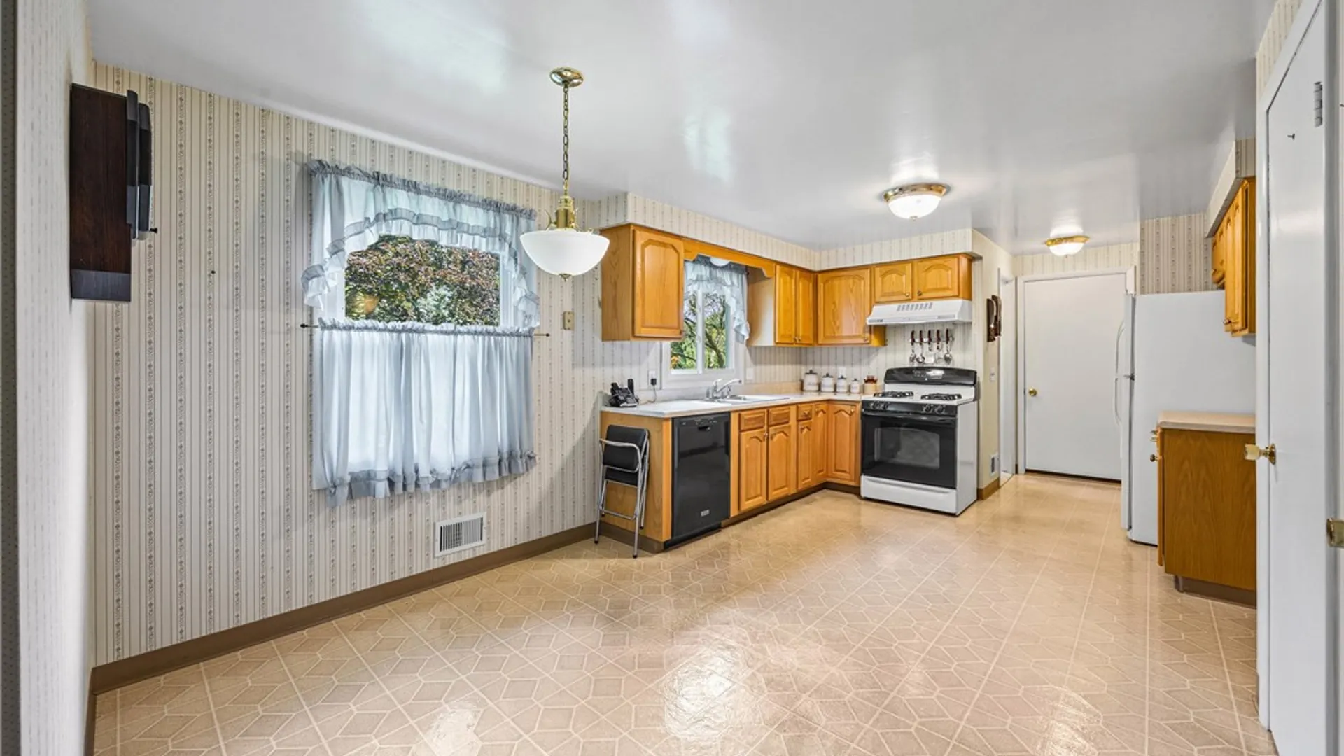 Property at 401 Judy Ann Drive, Greece, NY 14616 12