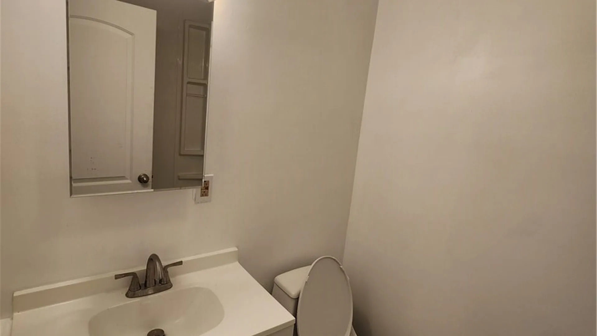 Property at 744 Park Avenue, Syracuse, NY 13204 10