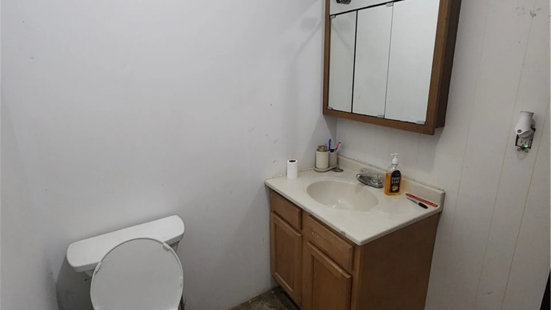 Property at 744 Park Avenue, Syracuse, NY 13204 42