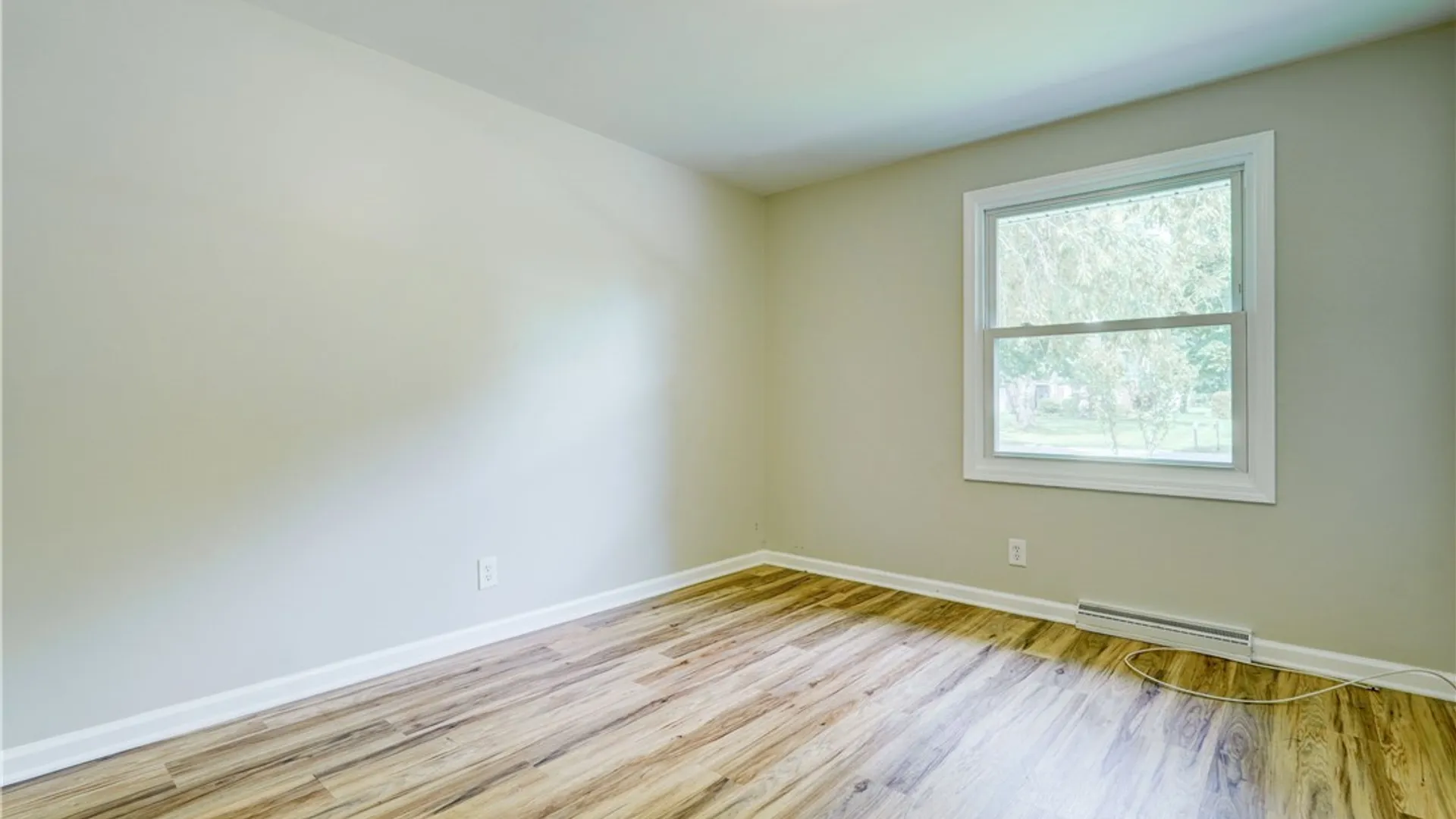 Property at 13 Sunridge Drive, Chili, NY 14624 22