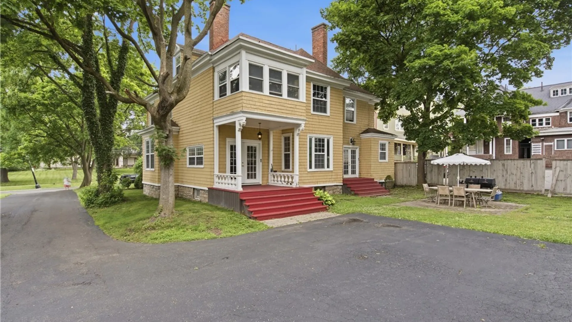 Property at 216 Highland Avenue, Syracuse, NY 13203 40