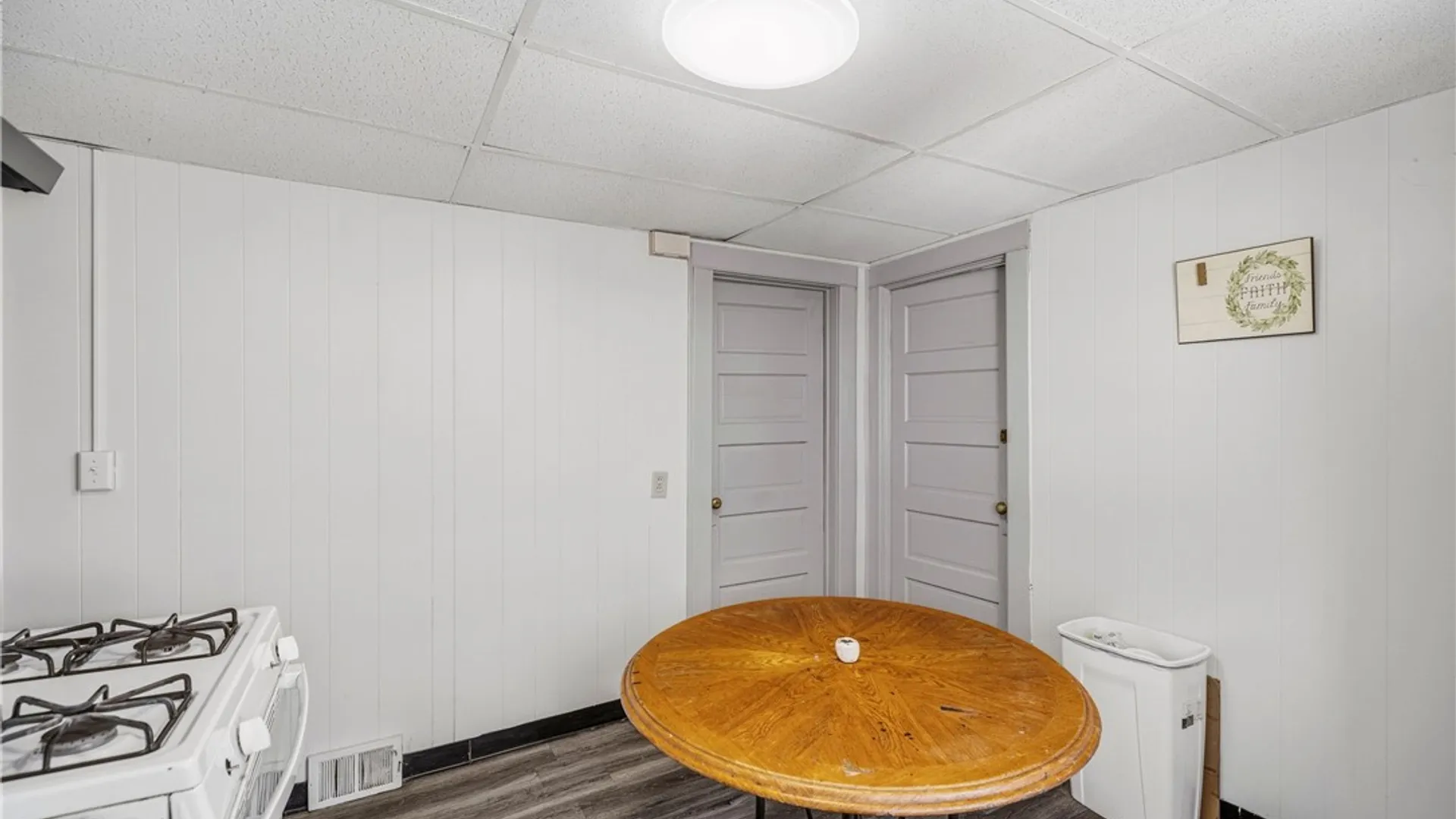 Property at 626 E Delavan Avenue, Buffalo, NY 14211 17