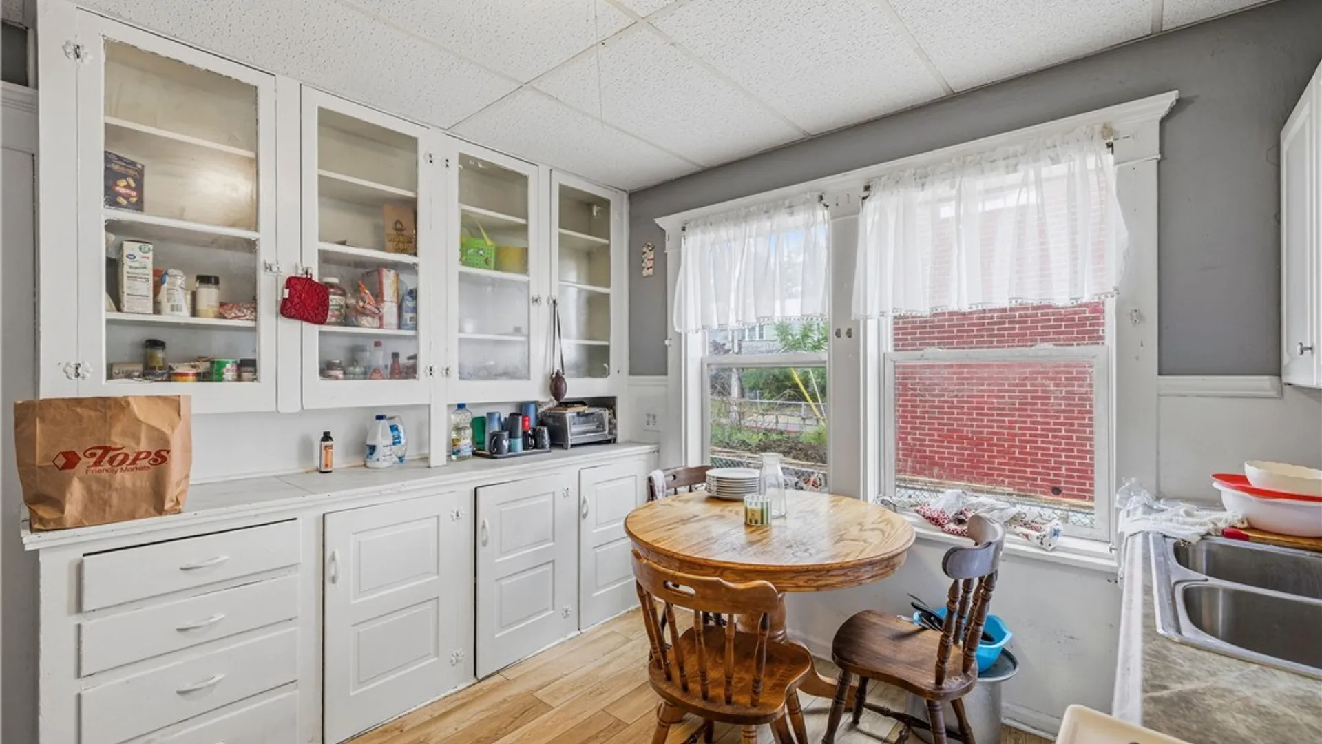 Property at 626 E Delavan Avenue, Buffalo, NY 14211 23