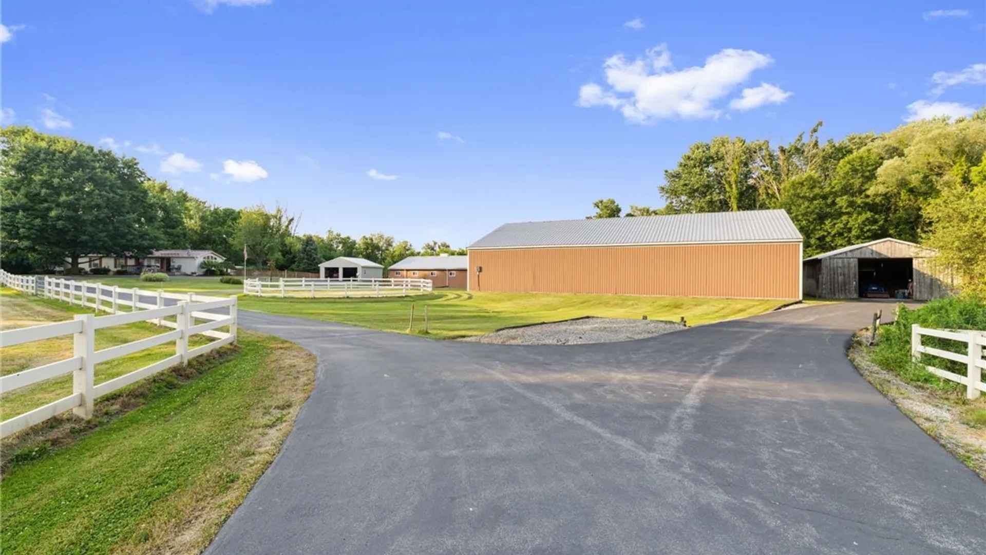Property at 2177 Canal Road, Camillus, NY 13112 7