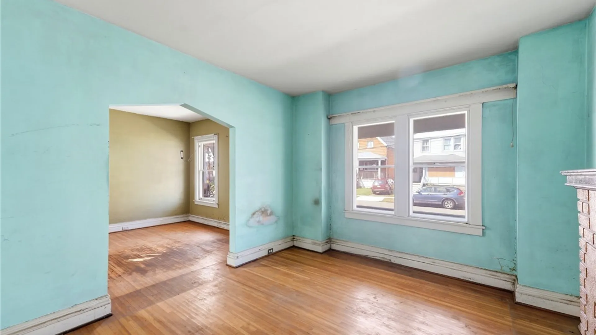 Property at 16 Copeland Place, Buffalo, NY 14207 11