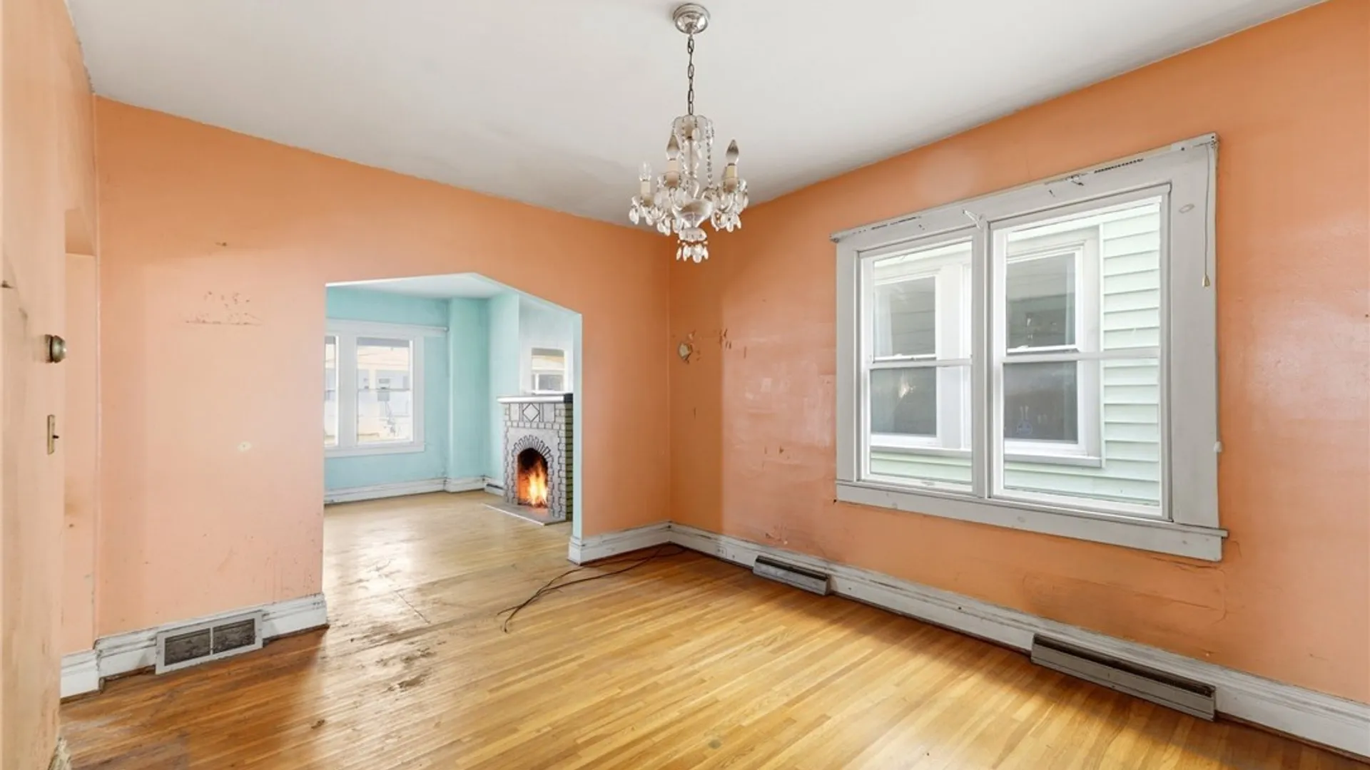Property at 16 Copeland Place, Buffalo, NY 14207 14