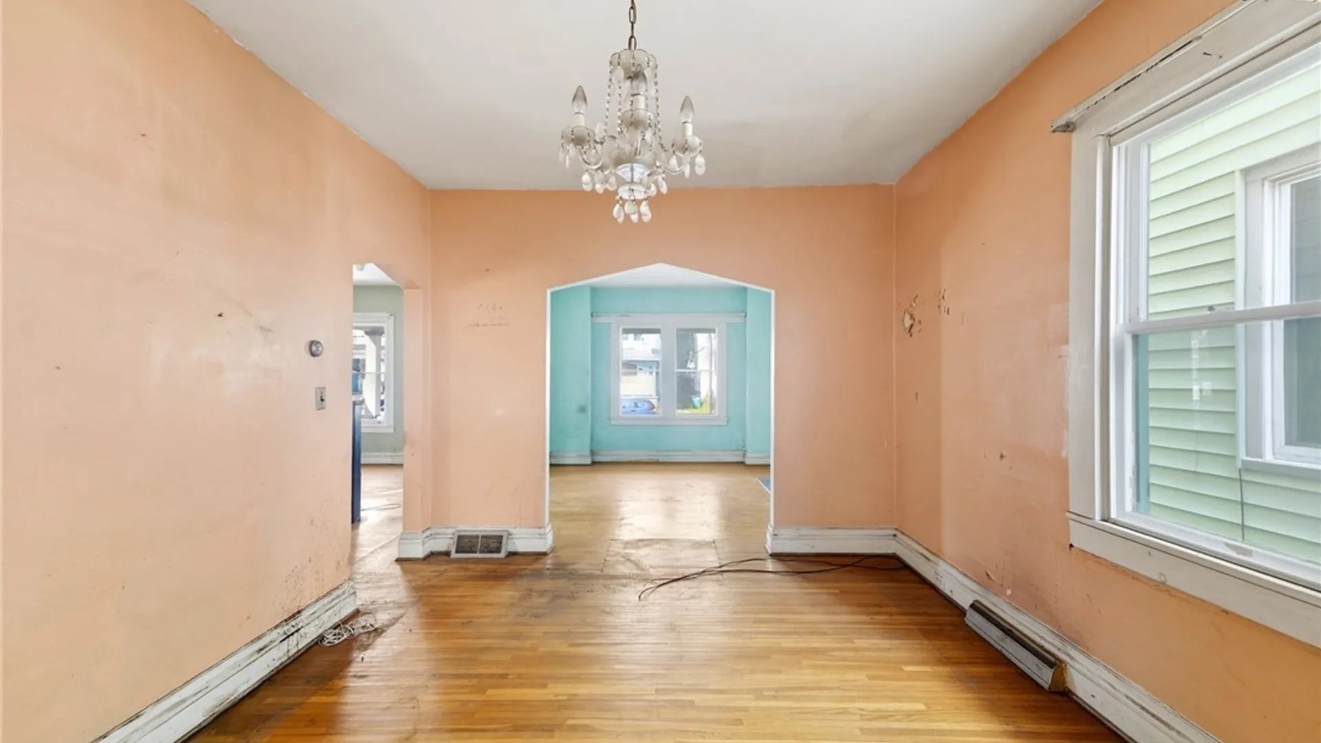 Property at 16 Copeland Place, Buffalo, NY 14207 16