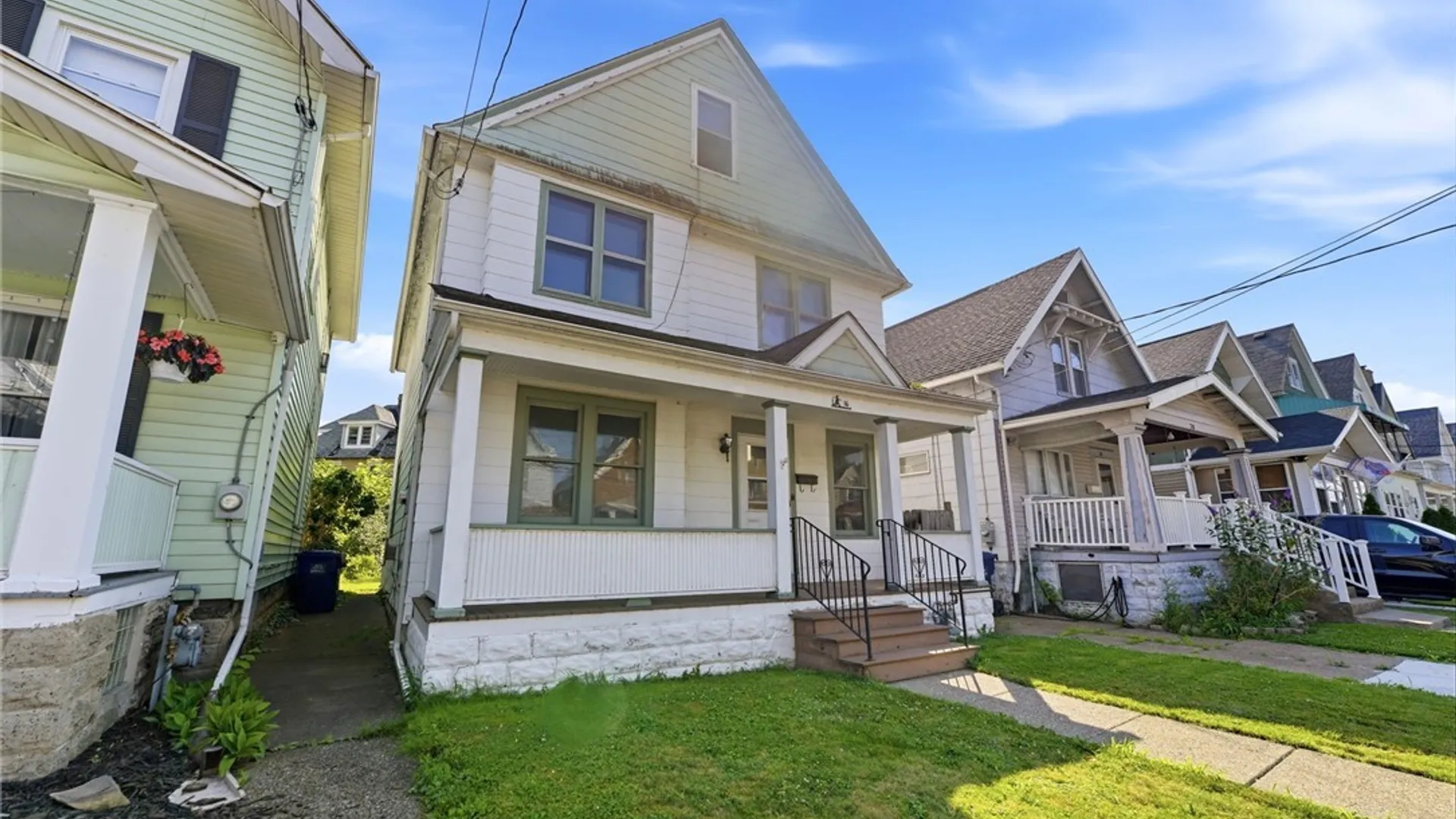 Property at 16 Copeland Place, Buffalo, NY 14207 2