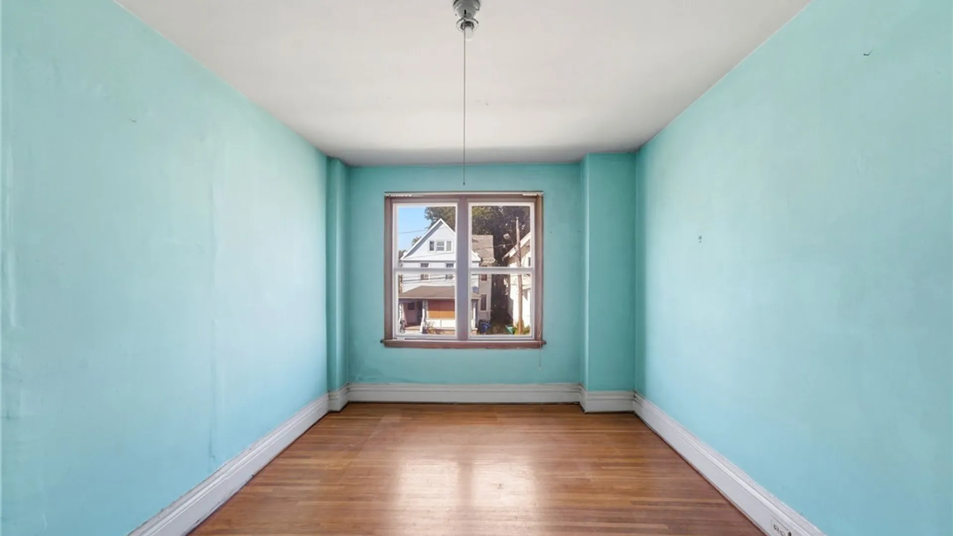 Property at 16 Copeland Place, Buffalo, NY 14207 25