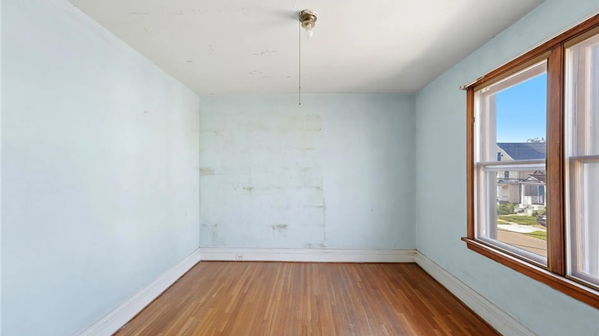 Property at 16 Copeland Place, Buffalo, NY 14207 28