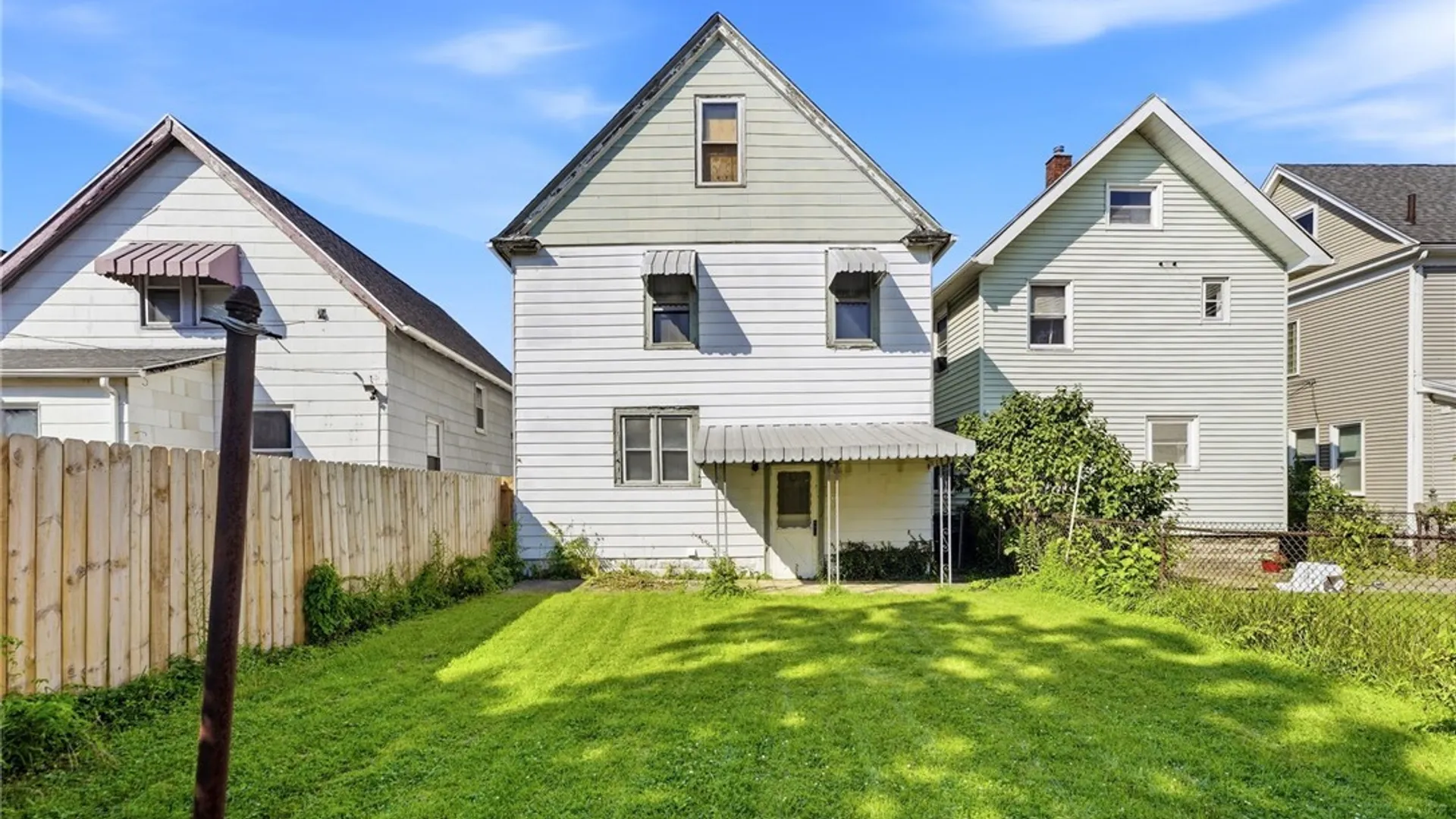 Property at 16 Copeland Place, Buffalo, NY 14207 32