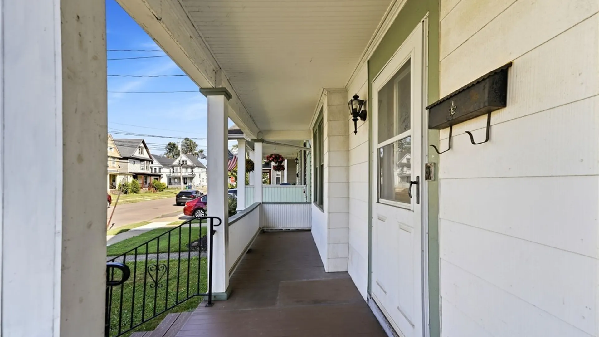 Property at 16 Copeland Place, Buffalo, NY 14207 4