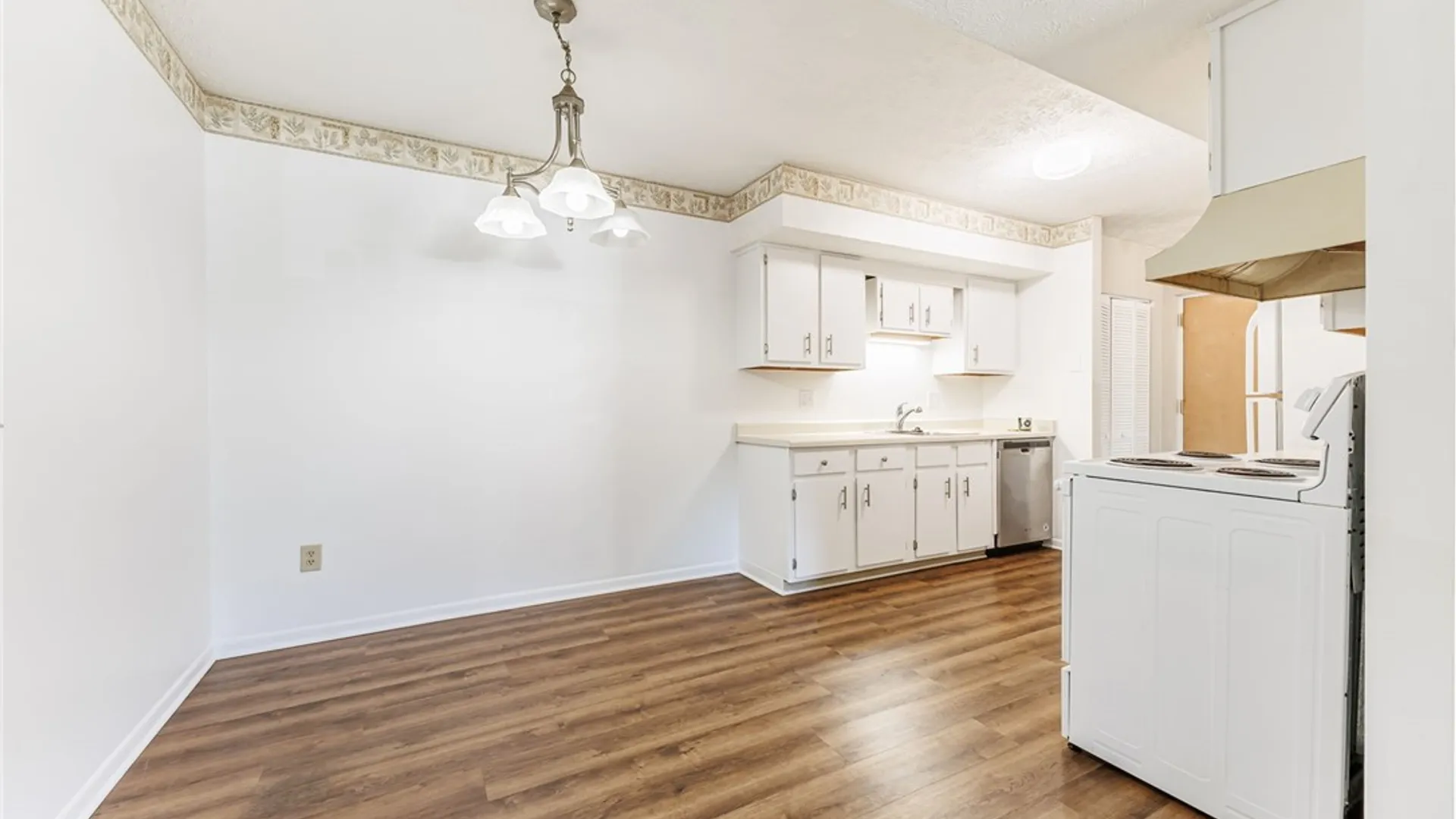 Property at 29-3 Great Wood Court, Perinton, NY 14450 11