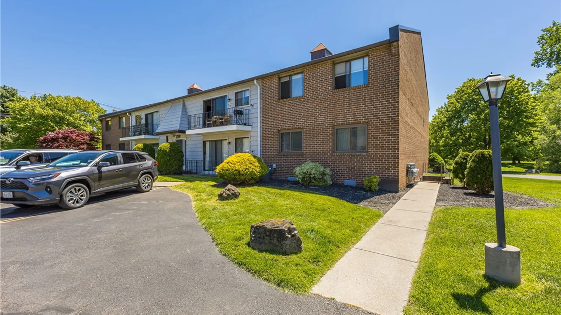 Property at 29-3 Great Wood Court, Perinton, NY 14450 3