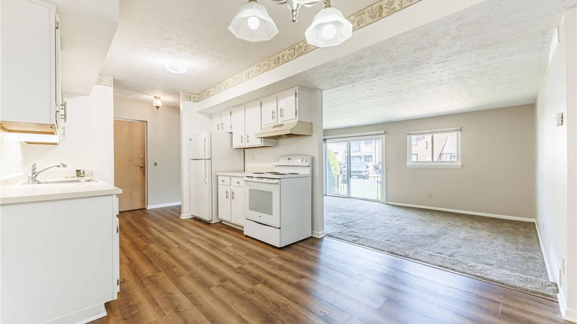 Property at 29-3 Great Wood Court, Perinton, NY 14450 9