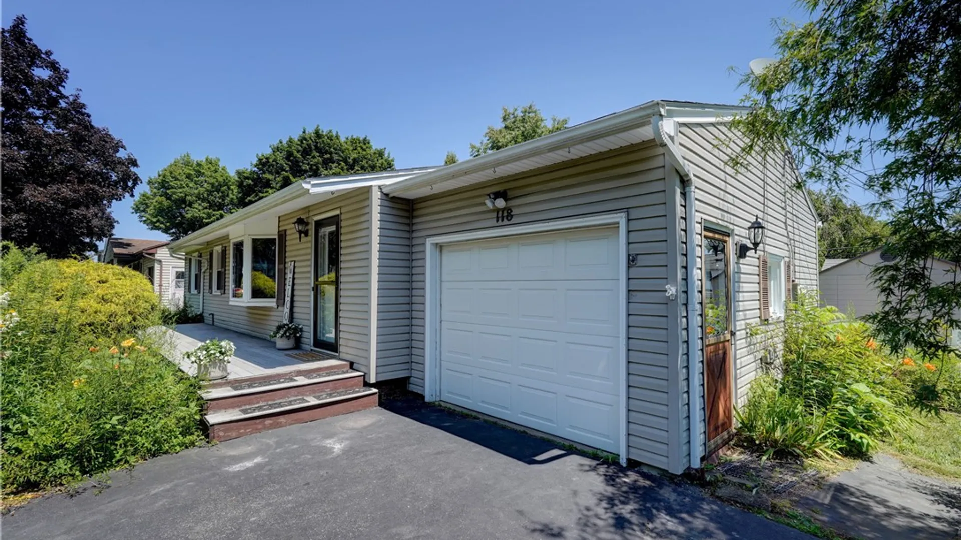 Property at 118 Underwood Avenue, Parma, NY 14468 38