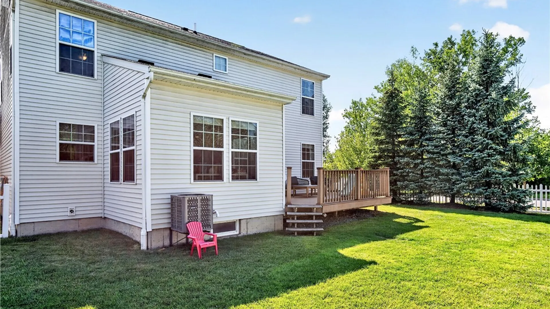 Property at 3 Scooter Lane, Hamburg, NY 14075 29