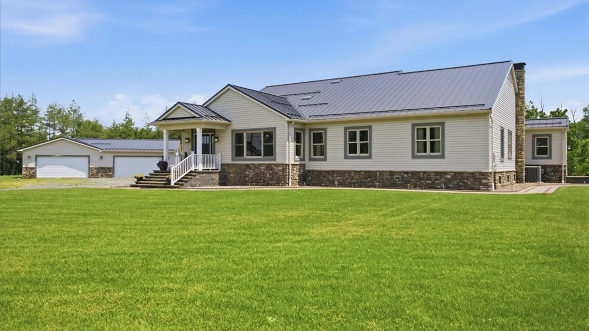 Property at 6428 Bartz Road, Lockport Town, NY 14094 2