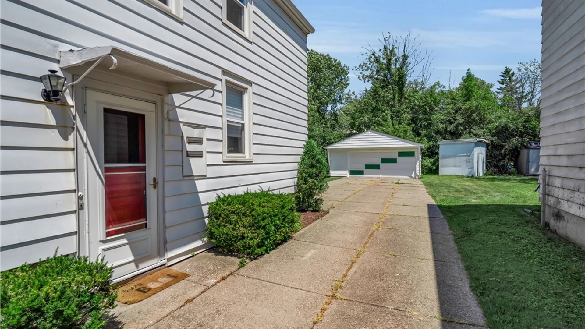 Property at 1203 Eggert Road, Amherst, NY 14226 43