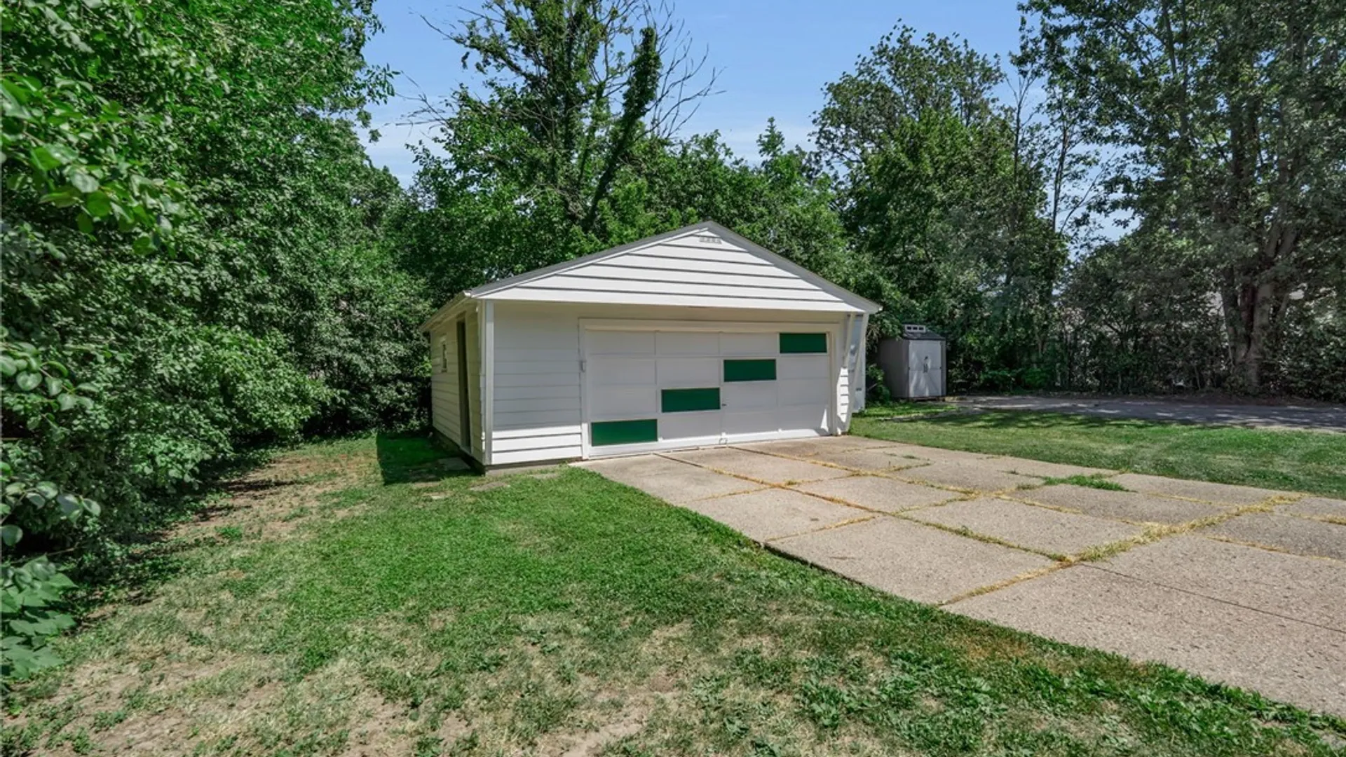 Property at 1203 Eggert Road, Amherst, NY 14226 45