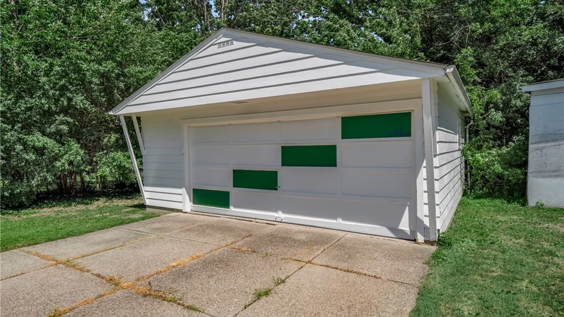 Property at 1203 Eggert Road, Amherst, NY 14226 46